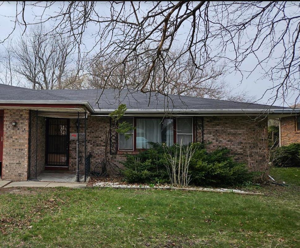 Rockford, Illinois 61101, United States, 3 Bedrooms Bedrooms, ,1 BathroomBathrooms,Residential,Pending,62135