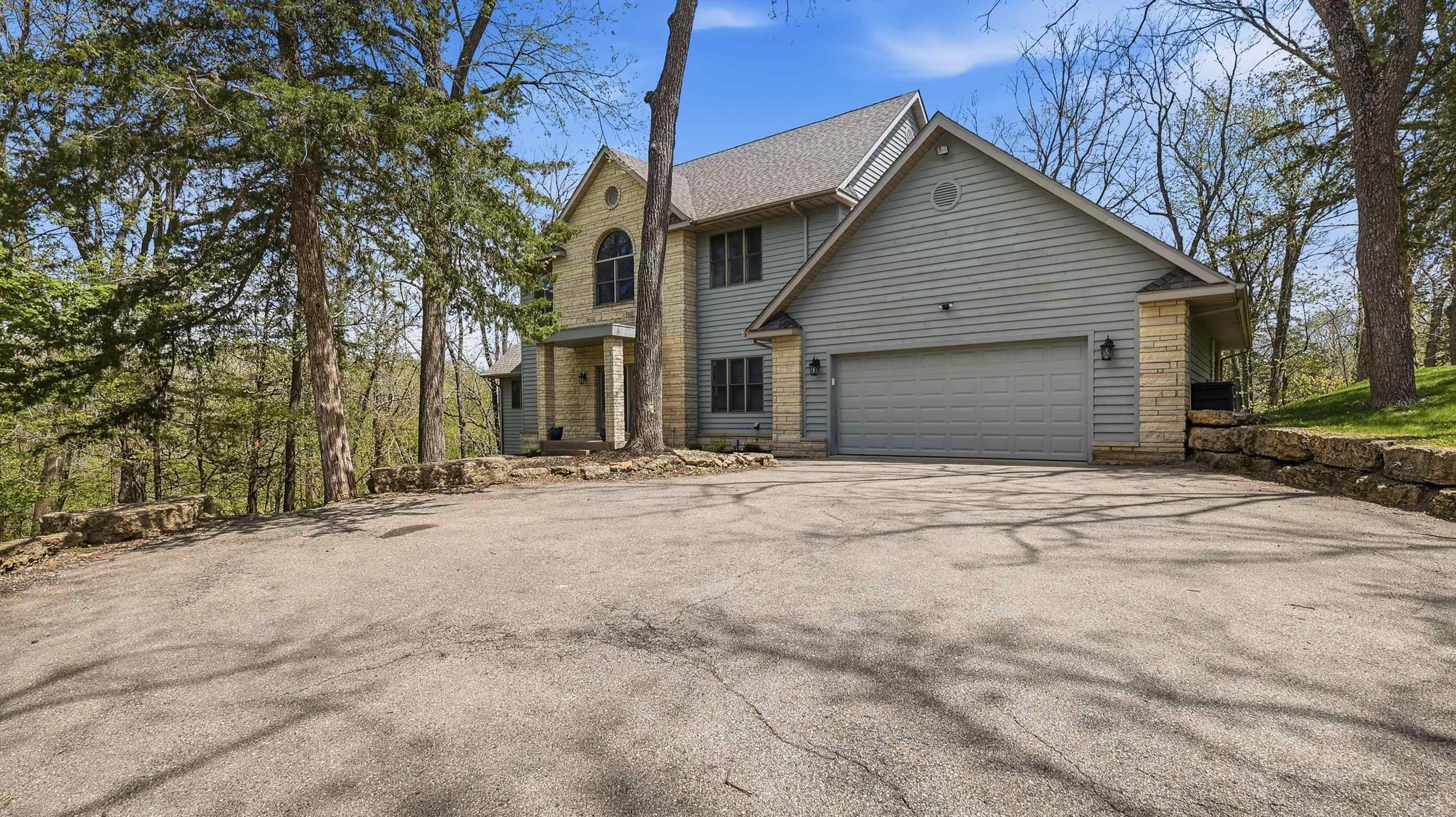 17 Cinnamon Drive