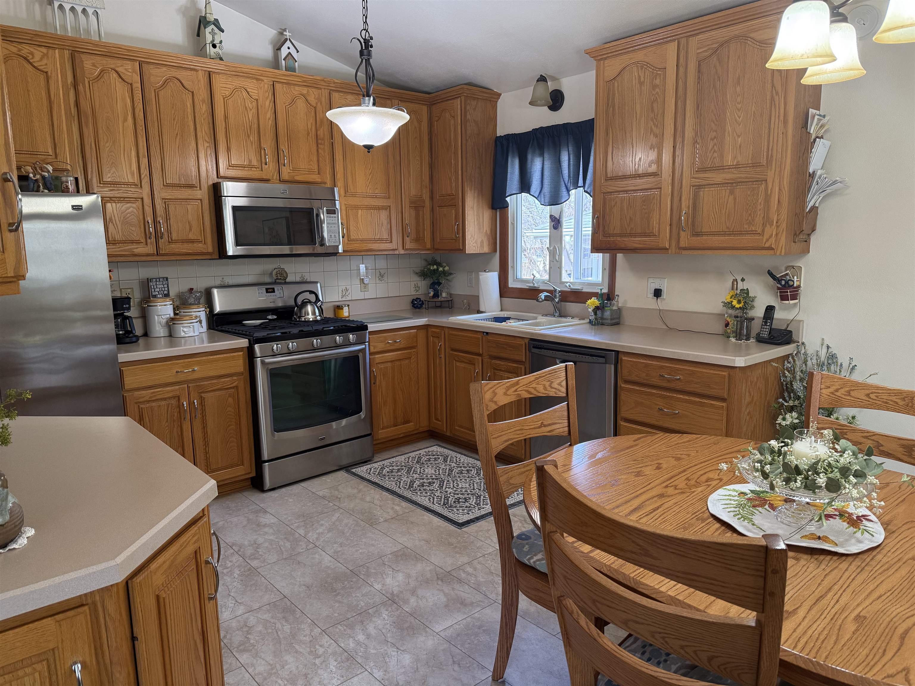 2822 Norway Pine Road - Photo 2