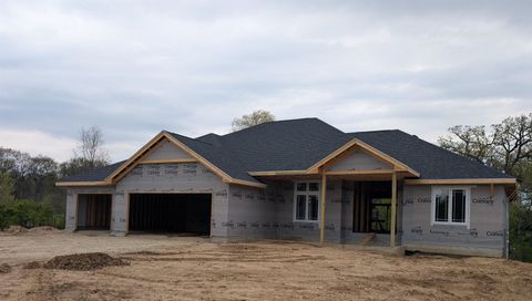 Homes For Sale - 7820 Landon Ln Ln<br/> Winnebago County, ROSCOE, IL 61073