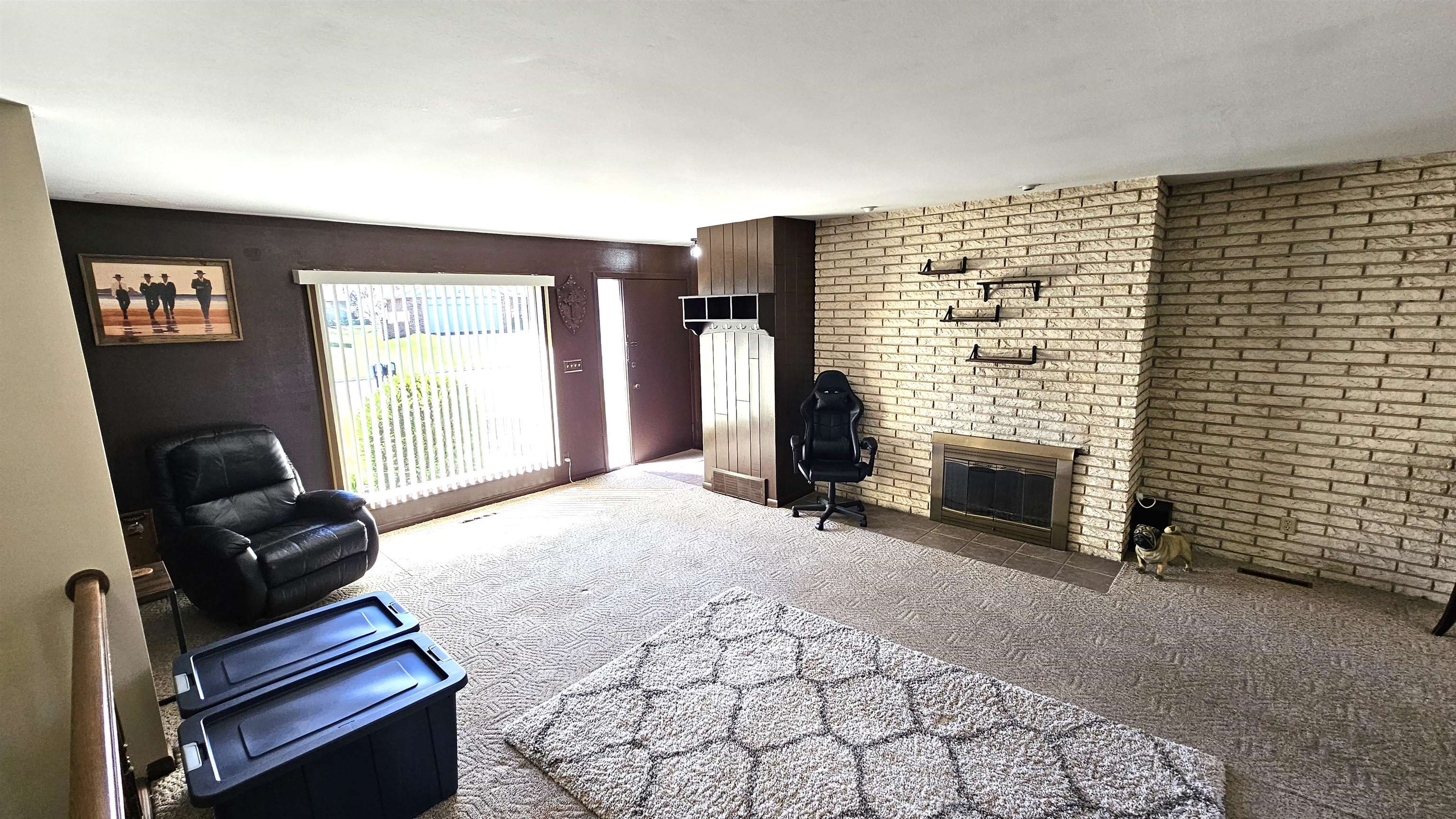 Rockford, Illinois 61107, United States, 4 Bedrooms Bedrooms, ,4 BathroomsBathrooms,Residential,Pending,60992