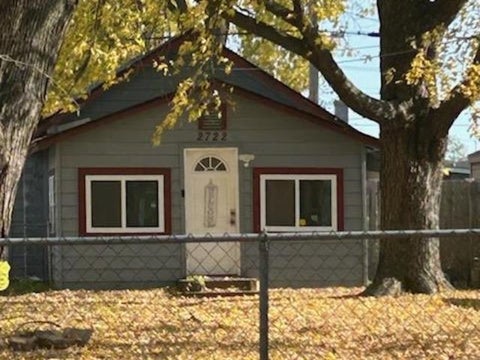 Homes For Sale - 2722 10th Street<br/> ROCKFORD, IL 61109