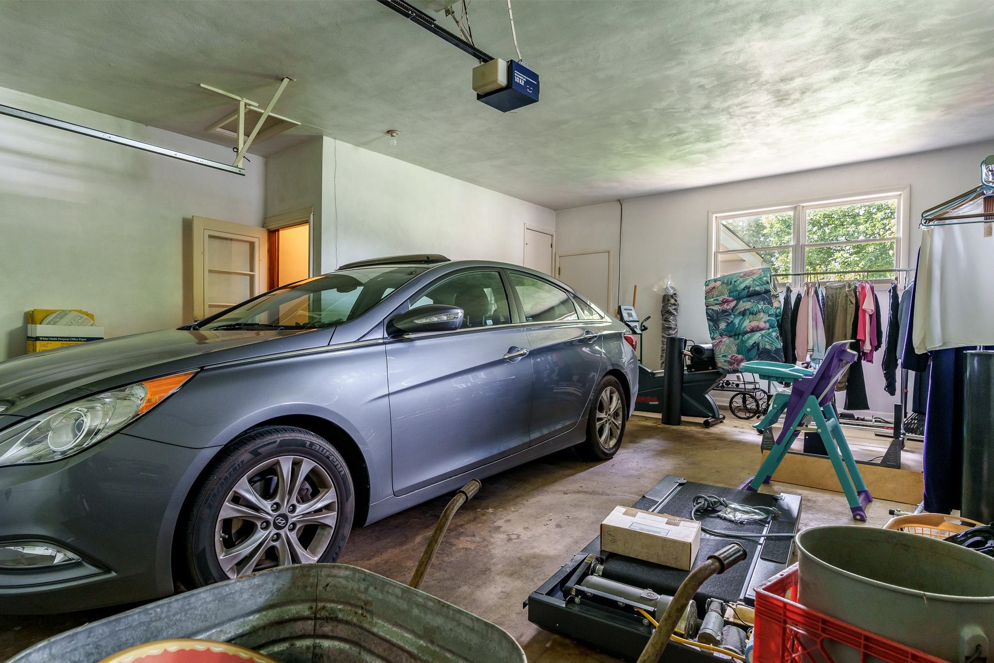 Rockford, Illinois 61107, United States, 4 Bedrooms Bedrooms, ,3 BathroomsBathrooms,Residential,Pending,51348