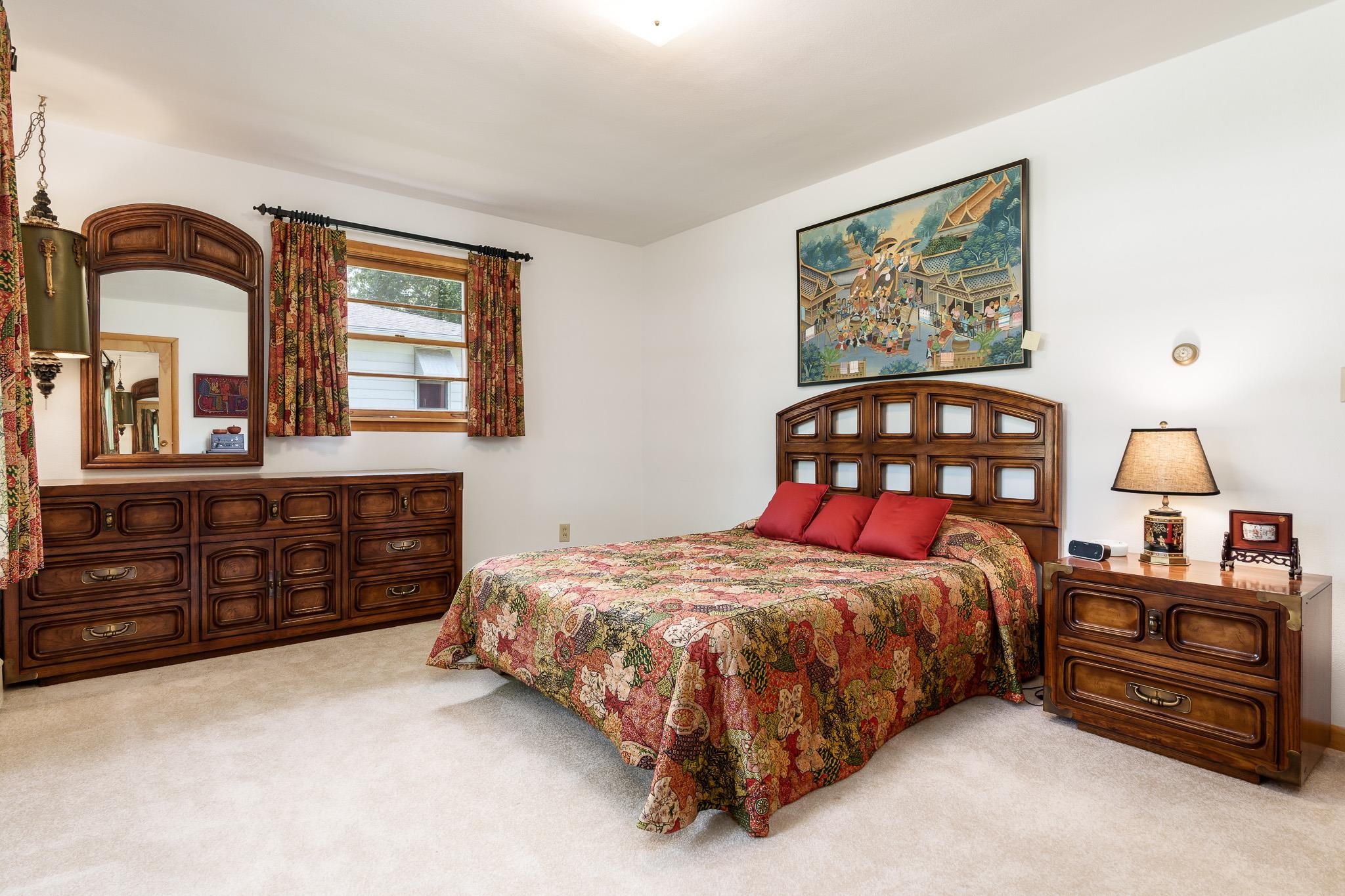 Rockford, Illinois 61107, United States, 4 Bedrooms Bedrooms, ,3 BathroomsBathrooms,Residential,Pending,51348