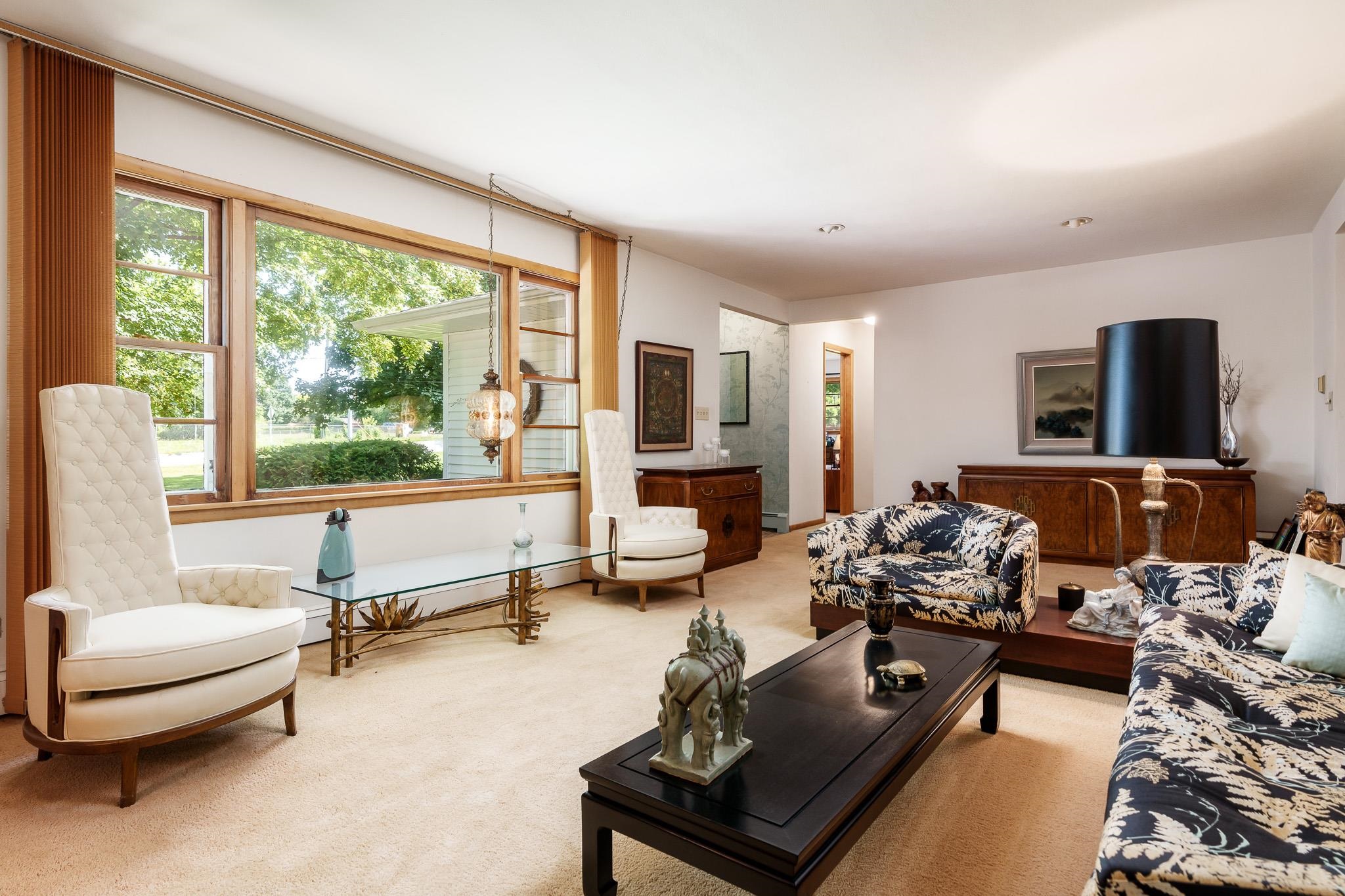 Rockford, Illinois 61107, United States, 4 Bedrooms Bedrooms, ,3 BathroomsBathrooms,Residential,Pending,51348