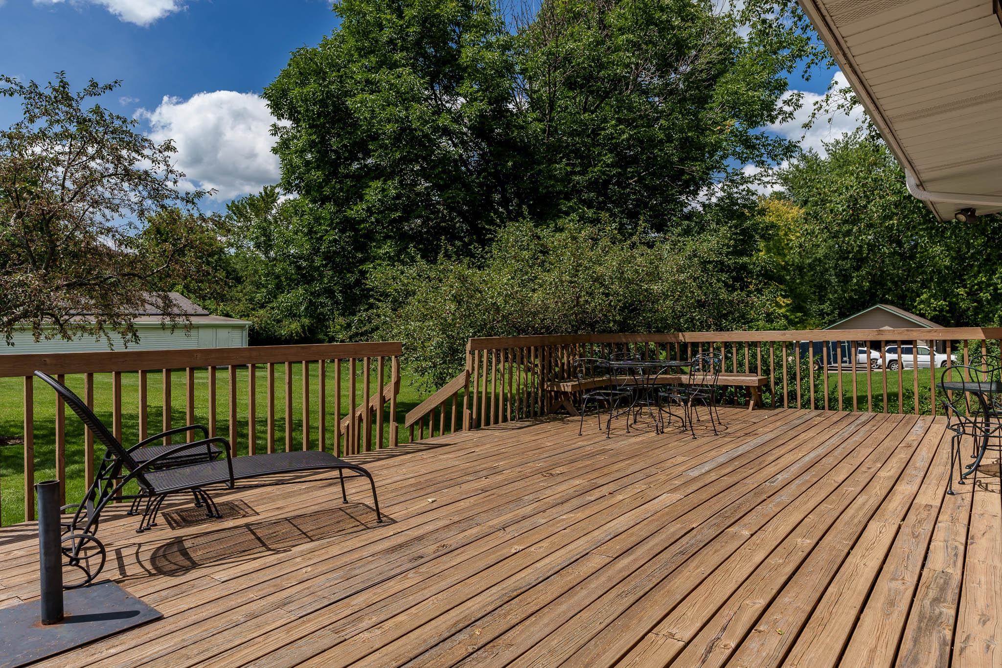 Rockford, Illinois 61107, United States, 4 Bedrooms Bedrooms, ,3 BathroomsBathrooms,Residential,Pending,51348