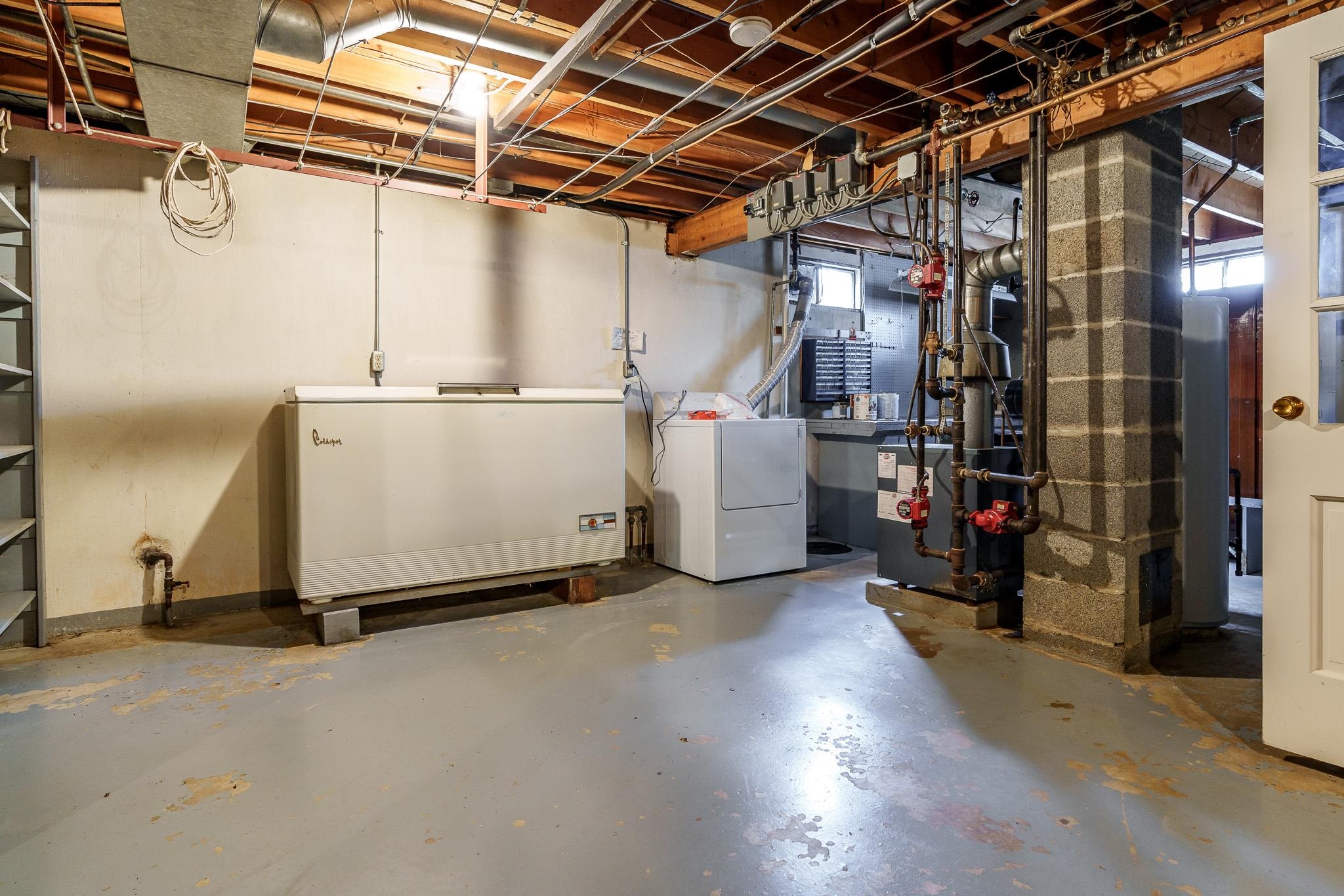 Rockford, Illinois 61107, United States, 4 Bedrooms Bedrooms, ,3 BathroomsBathrooms,Residential,Pending,51348