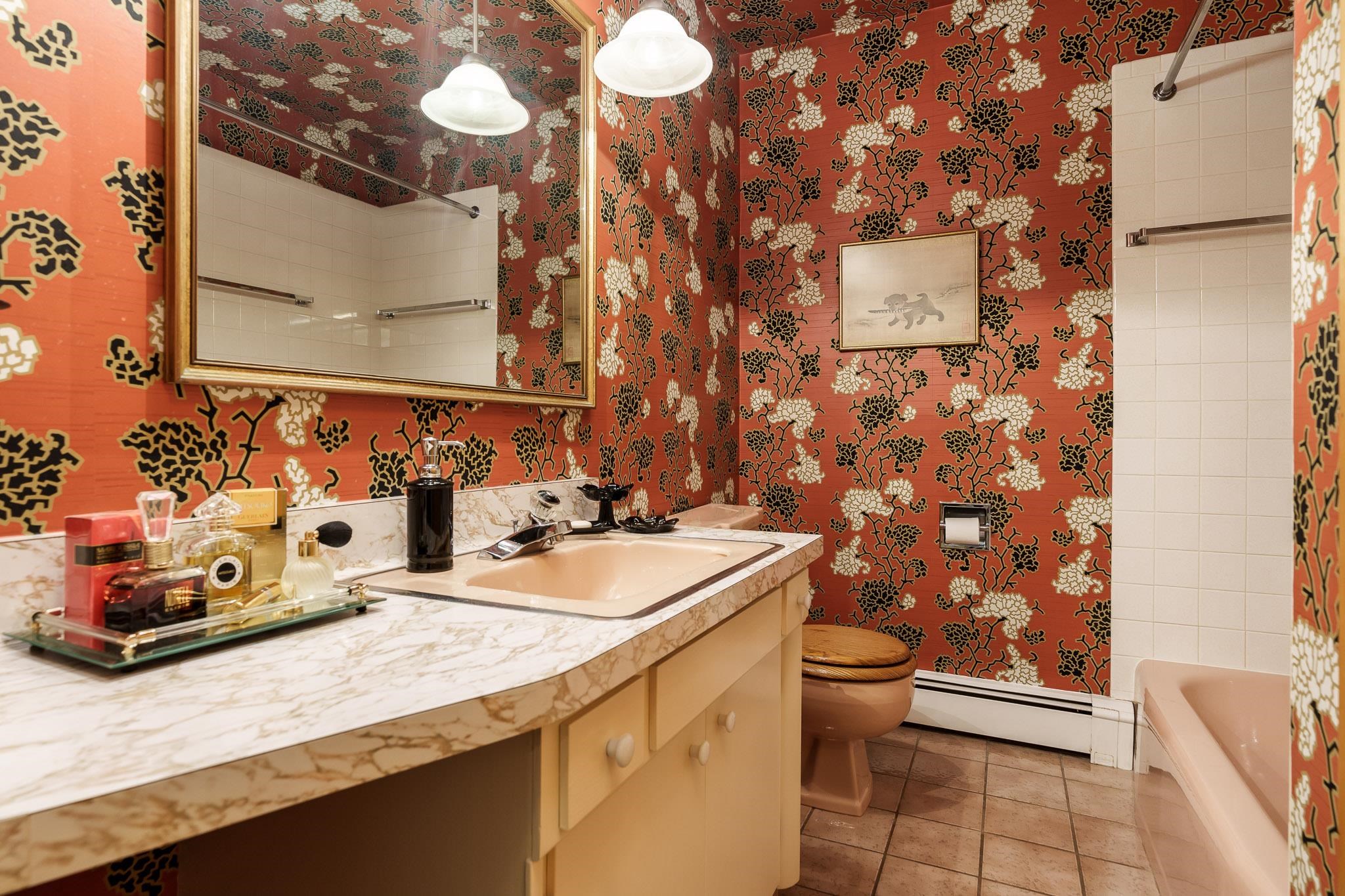 Rockford, Illinois 61107, United States, 4 Bedrooms Bedrooms, ,3 BathroomsBathrooms,Residential,Pending,51348