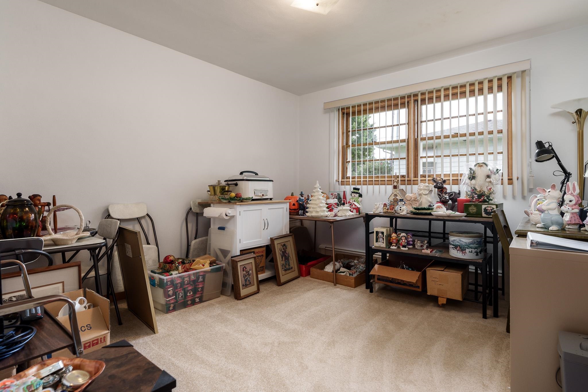 Rockford, Illinois 61107, United States, 4 Bedrooms Bedrooms, ,3 BathroomsBathrooms,Residential,Pending,51348