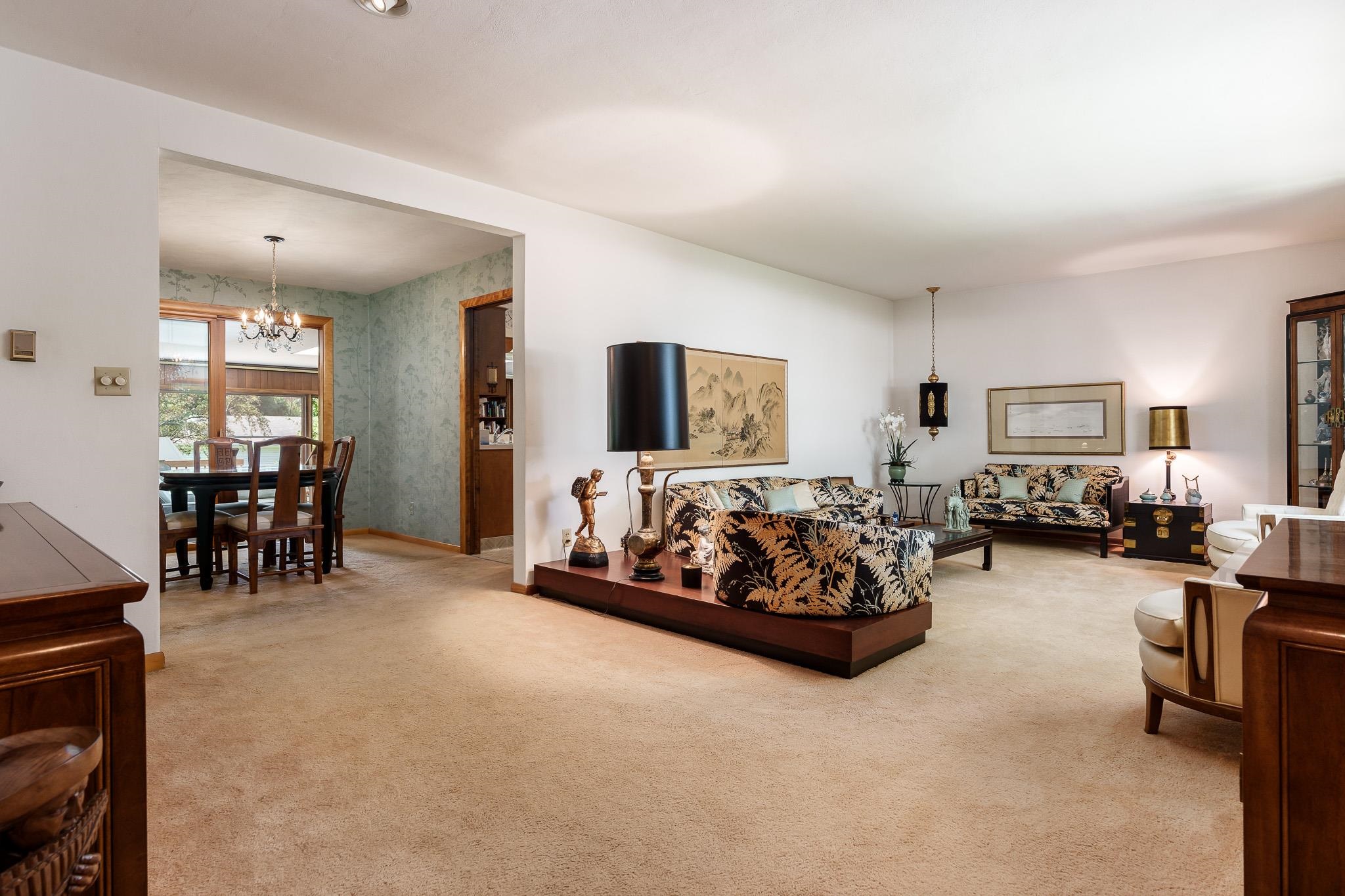 Rockford, Illinois 61107, United States, 4 Bedrooms Bedrooms, ,3 BathroomsBathrooms,Residential,Pending,51348