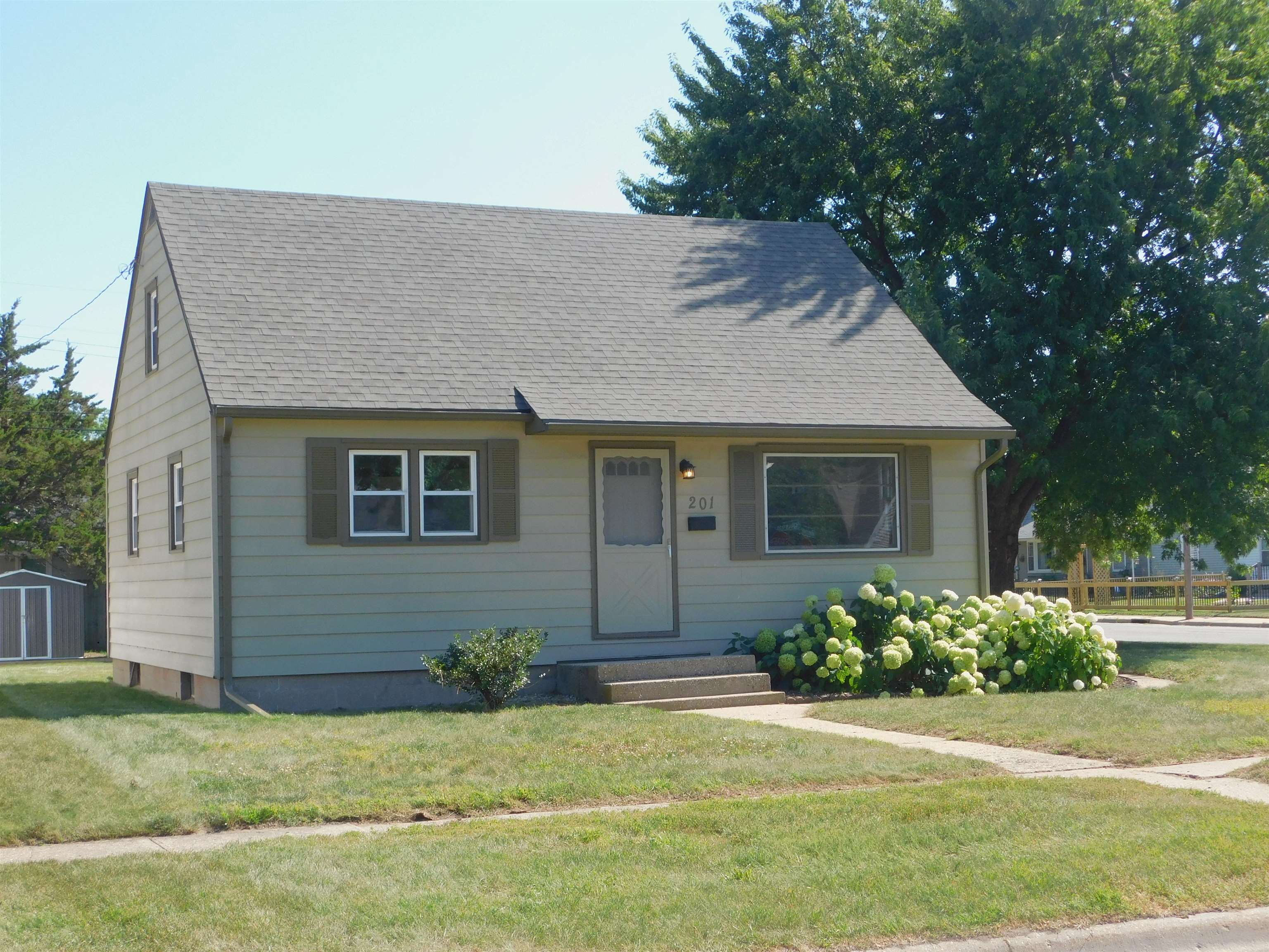 Photo 1 of 20 — 201 Renrose Avenue, LOVES PARK, IL 61111