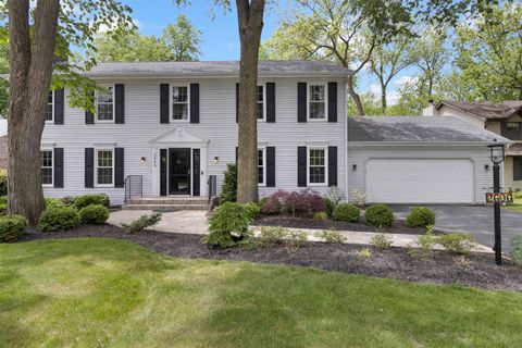 Homes For Sale - 2606 Point O Woods Drive<br/> ROCKFORD, IL 61114