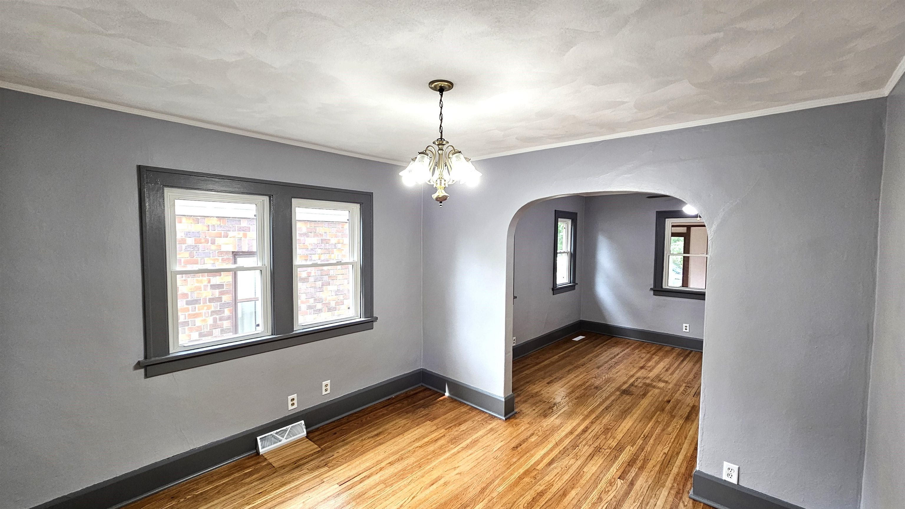 Rockford, Illinois 61103, United States, 3 Bedrooms Bedrooms, ,1 BathroomBathrooms,Residential,Pending,49759