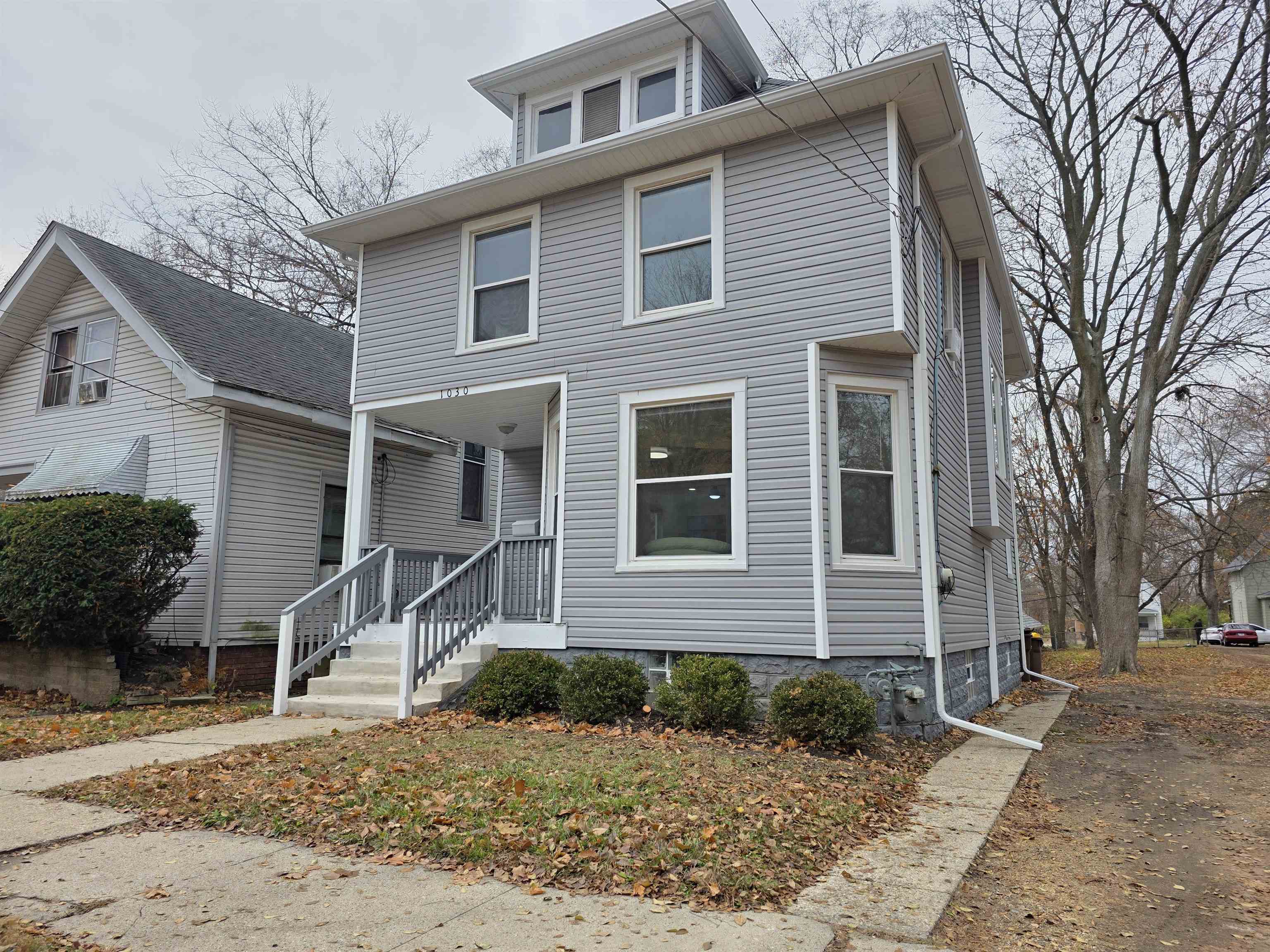 1030 N Winnebago - Photo 2