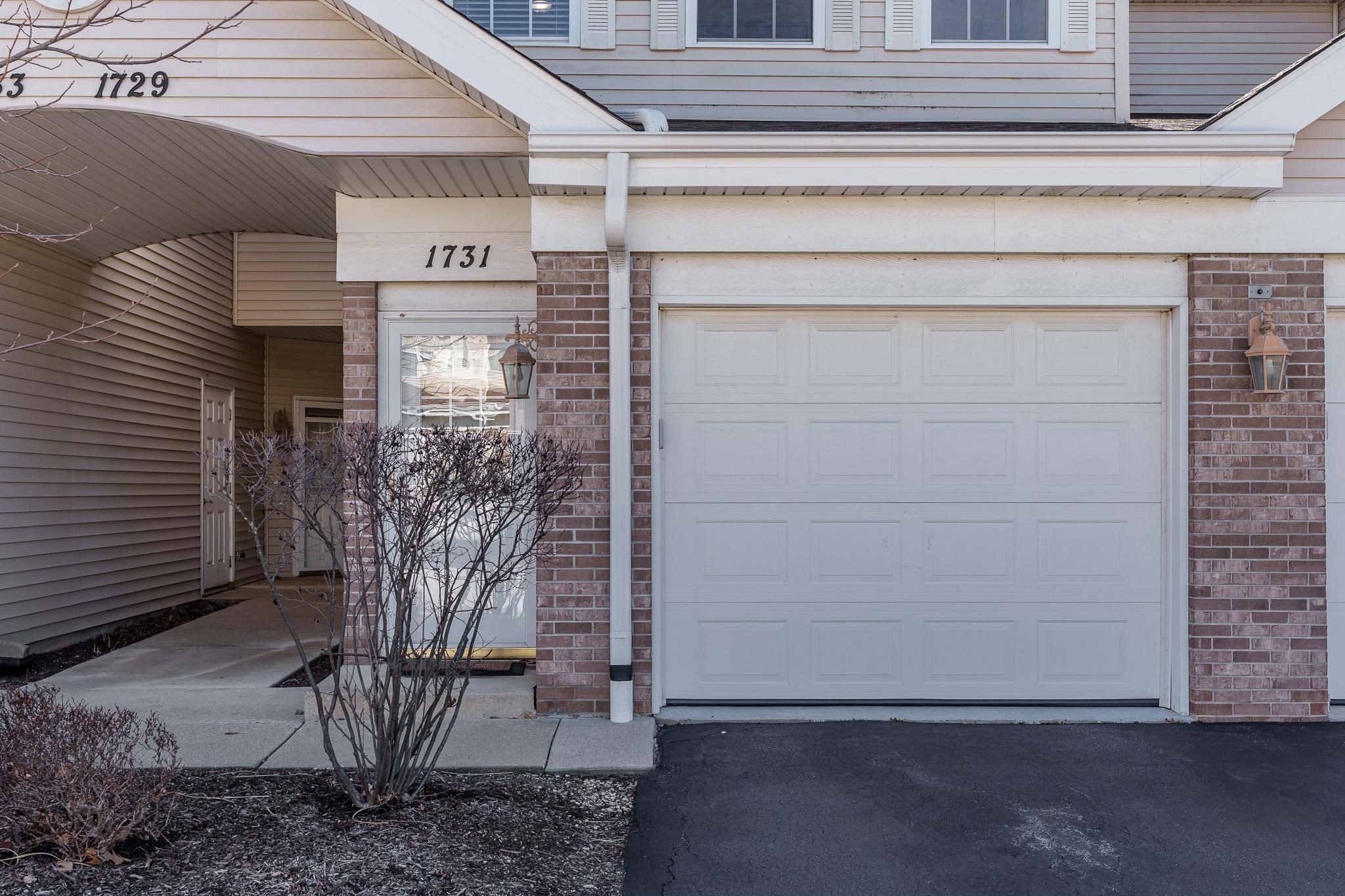 Cherry Valley, Illinois 61016, United States, 2 Bedrooms Bedrooms, ,2 BathroomsBathrooms,Residential,Active,96803