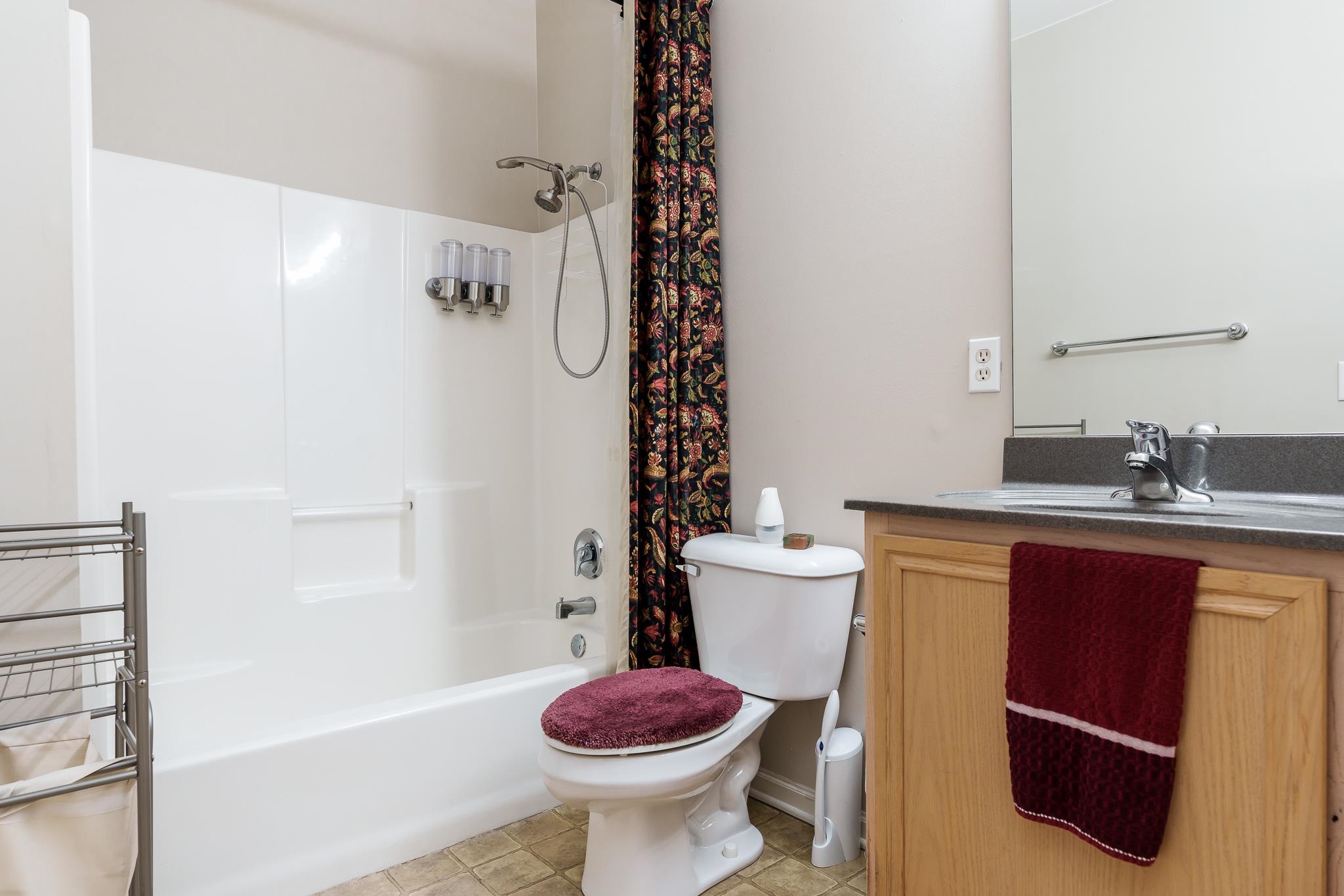 Cherry Valley, Illinois 61016, United States, 2 Bedrooms Bedrooms, ,2 BathroomsBathrooms,Residential,Active,96803