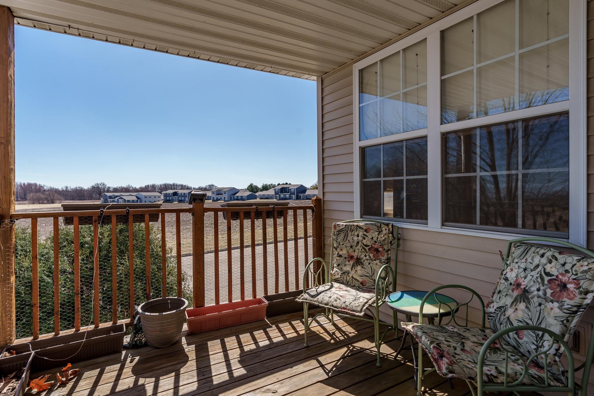 Cherry Valley, Illinois 61016, United States, 2 Bedrooms Bedrooms, ,2 BathroomsBathrooms,Residential,Active,96803