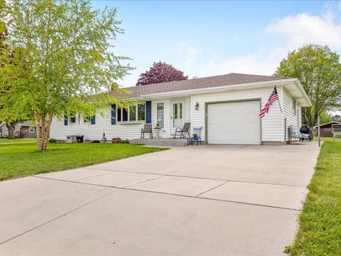 Homes For Sale - 2509 9th Avenue<br/> MONROE, WI 53566