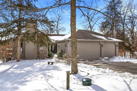 Homes For Sale - 18 Colony Lane<br/> Jo Daviess County, GALENA, IL 61036