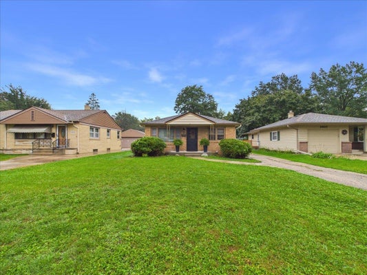 1411 STRATFORD AVE, ROCKFORD, IL 61107 - Image 9ef05ebc426a73e1c9accb445711a3d9/449658097