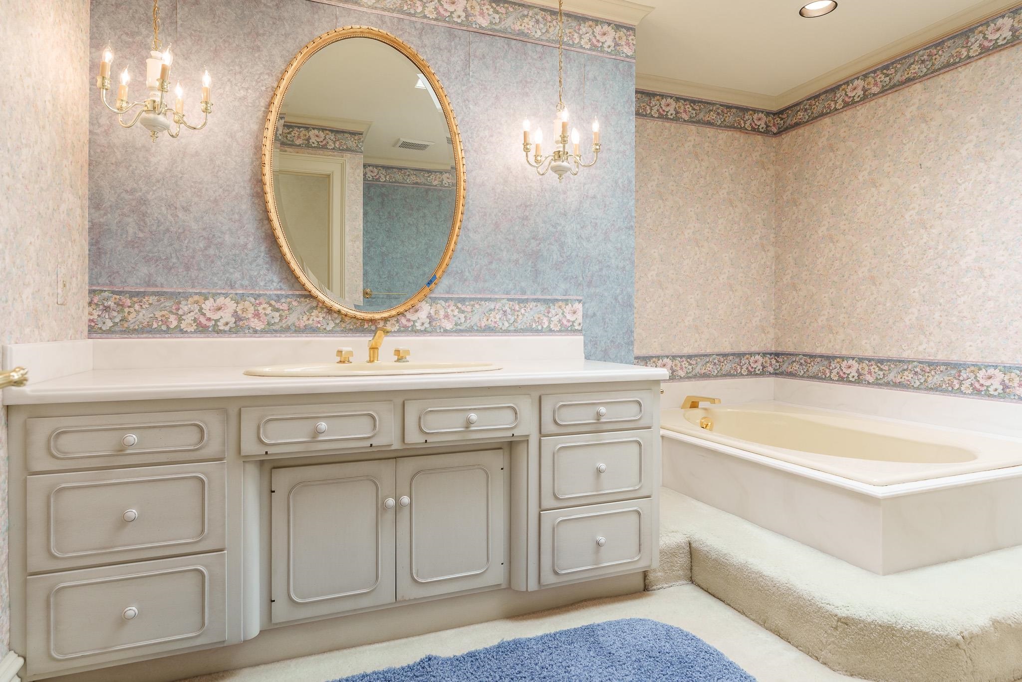 Rockford, Illinois 61107, United States, 4 Bedrooms Bedrooms, ,5 BathroomsBathrooms,Residential,Active,219731