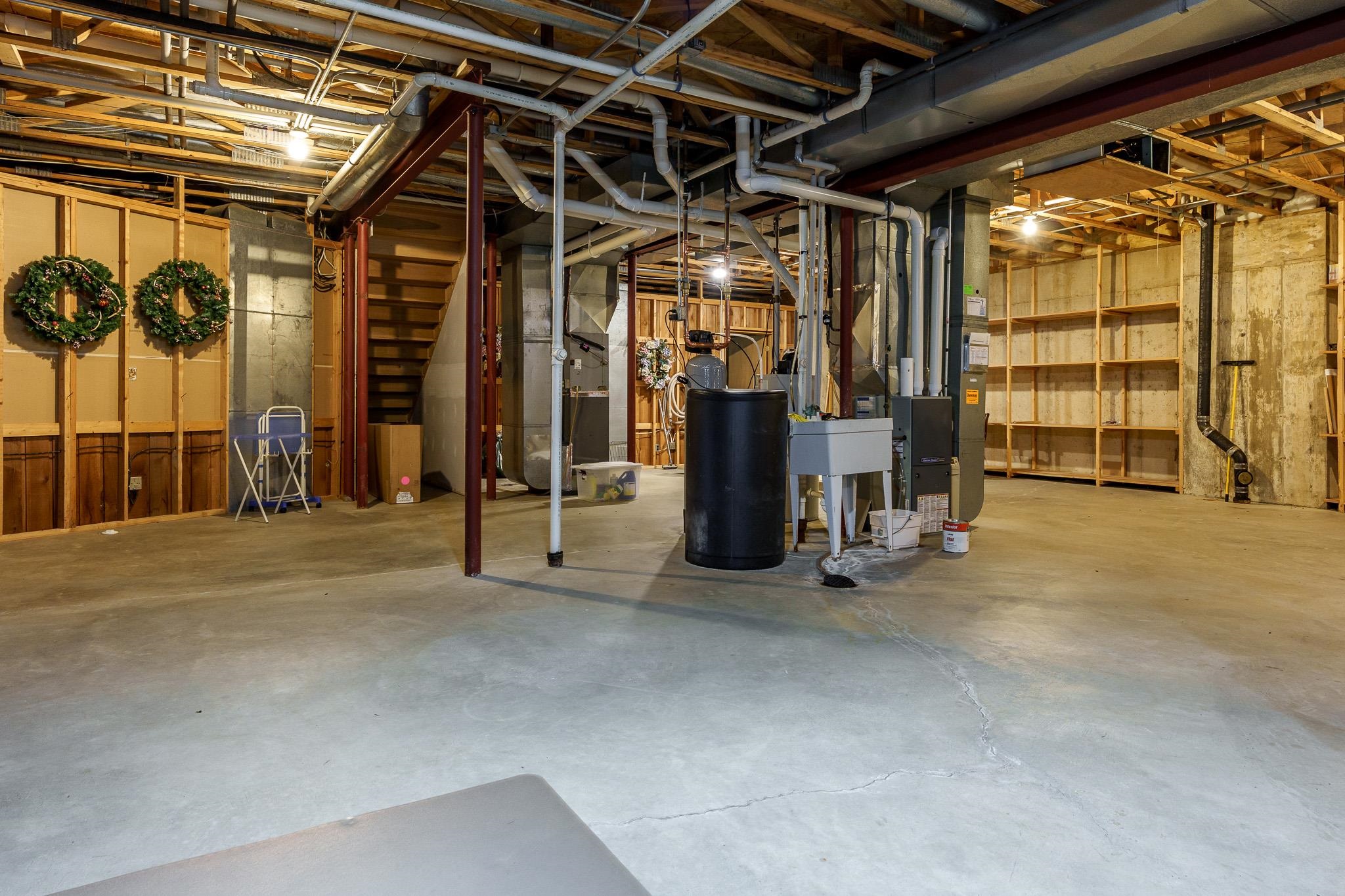 Rockford, Illinois 61107, United States, 4 Bedrooms Bedrooms, ,5 BathroomsBathrooms,Residential,Active,219731