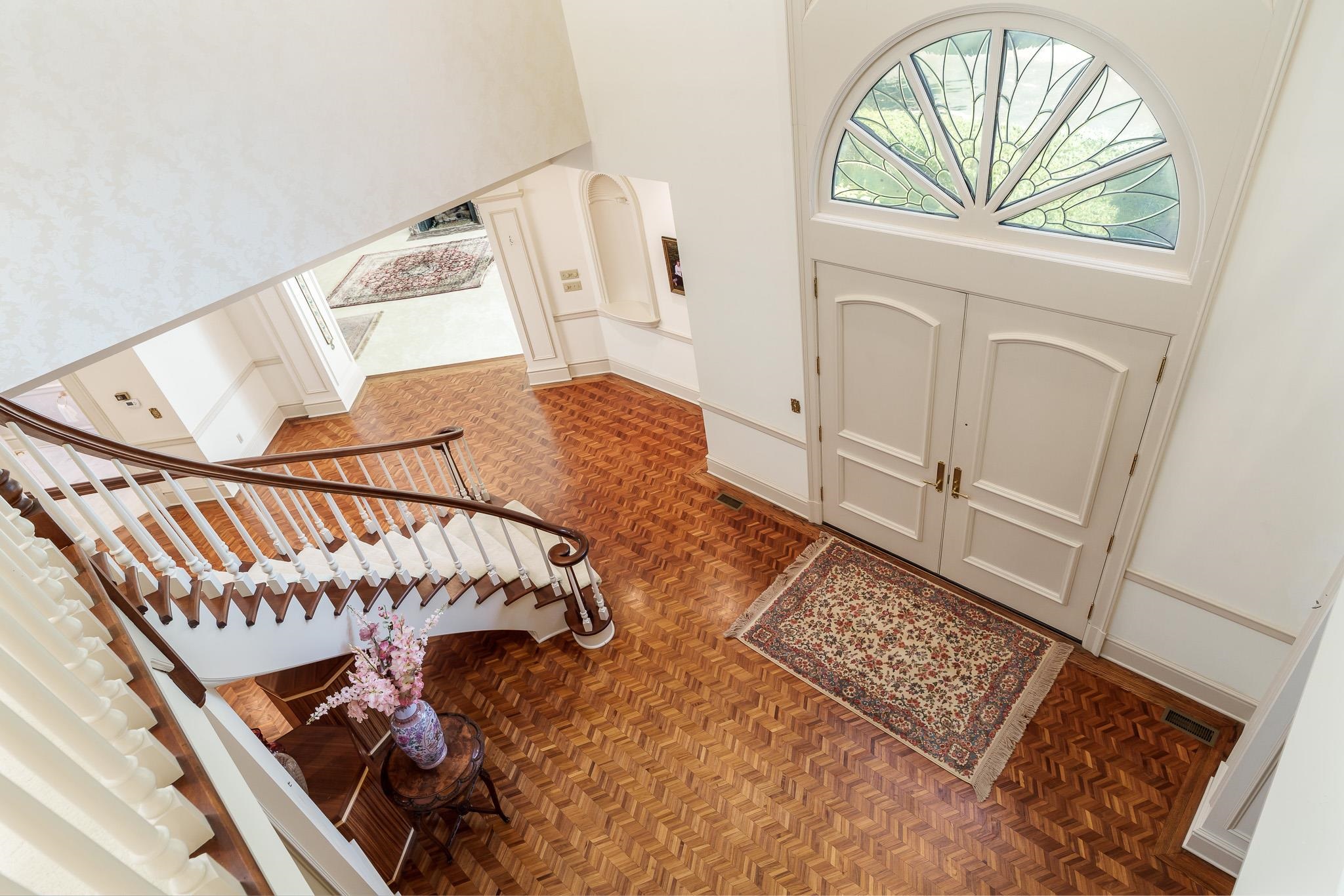 Rockford, Illinois 61107, United States, 4 Bedrooms Bedrooms, ,5 BathroomsBathrooms,Residential,Active,219731