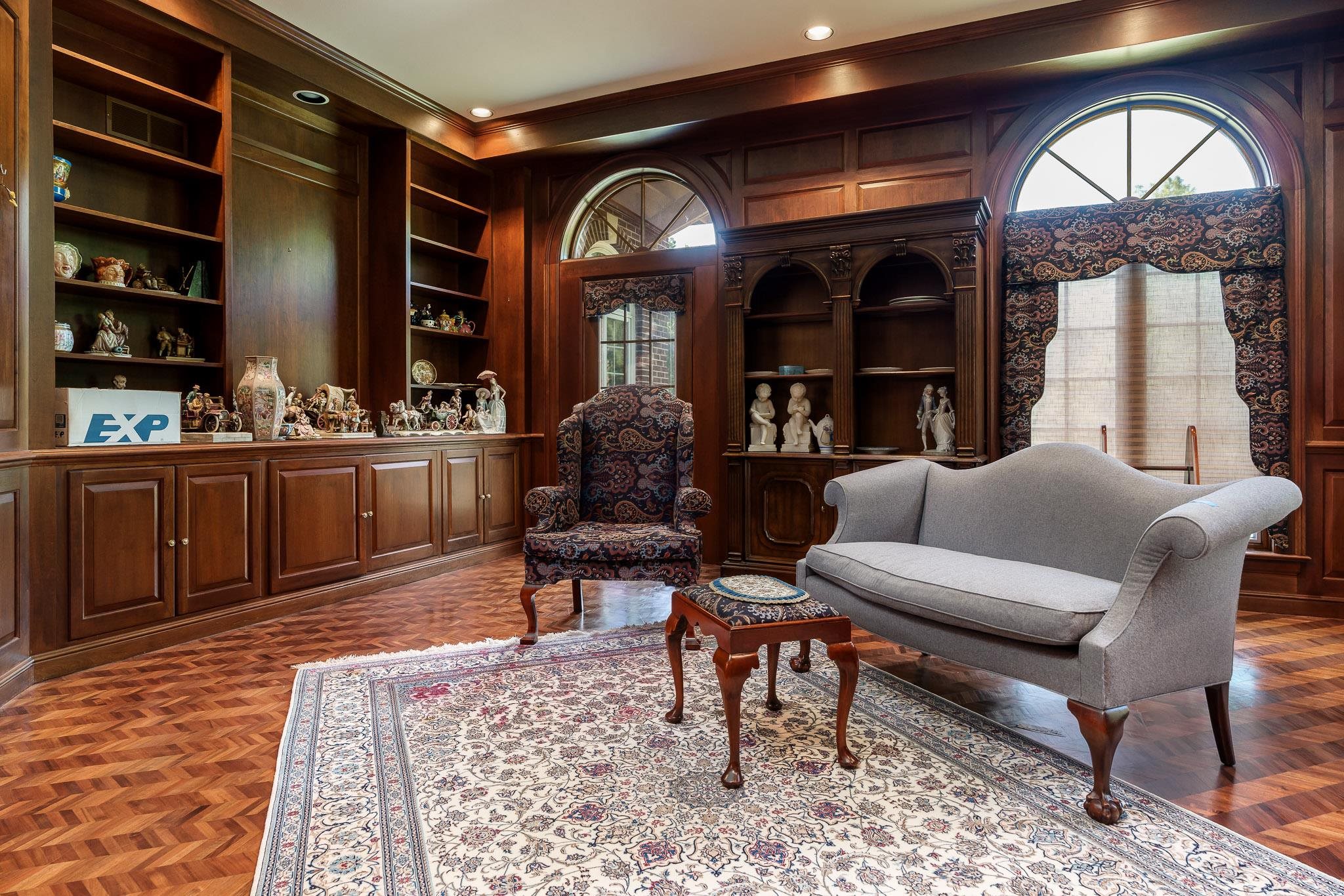 Rockford, Illinois 61107, United States, 4 Bedrooms Bedrooms, ,5 BathroomsBathrooms,Residential,Active,219731