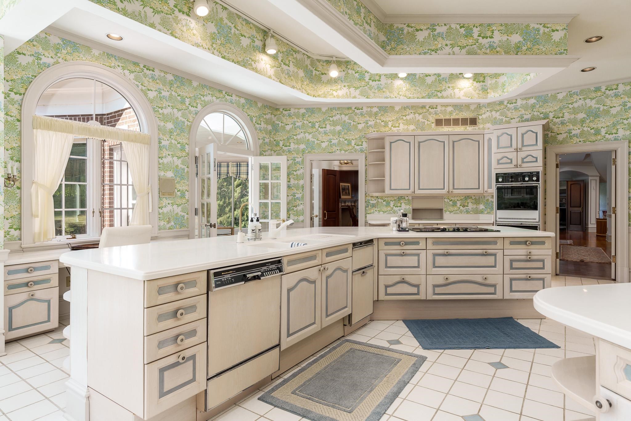 Rockford, Illinois 61107, United States, 4 Bedrooms Bedrooms, ,5 BathroomsBathrooms,Residential,Active,219731