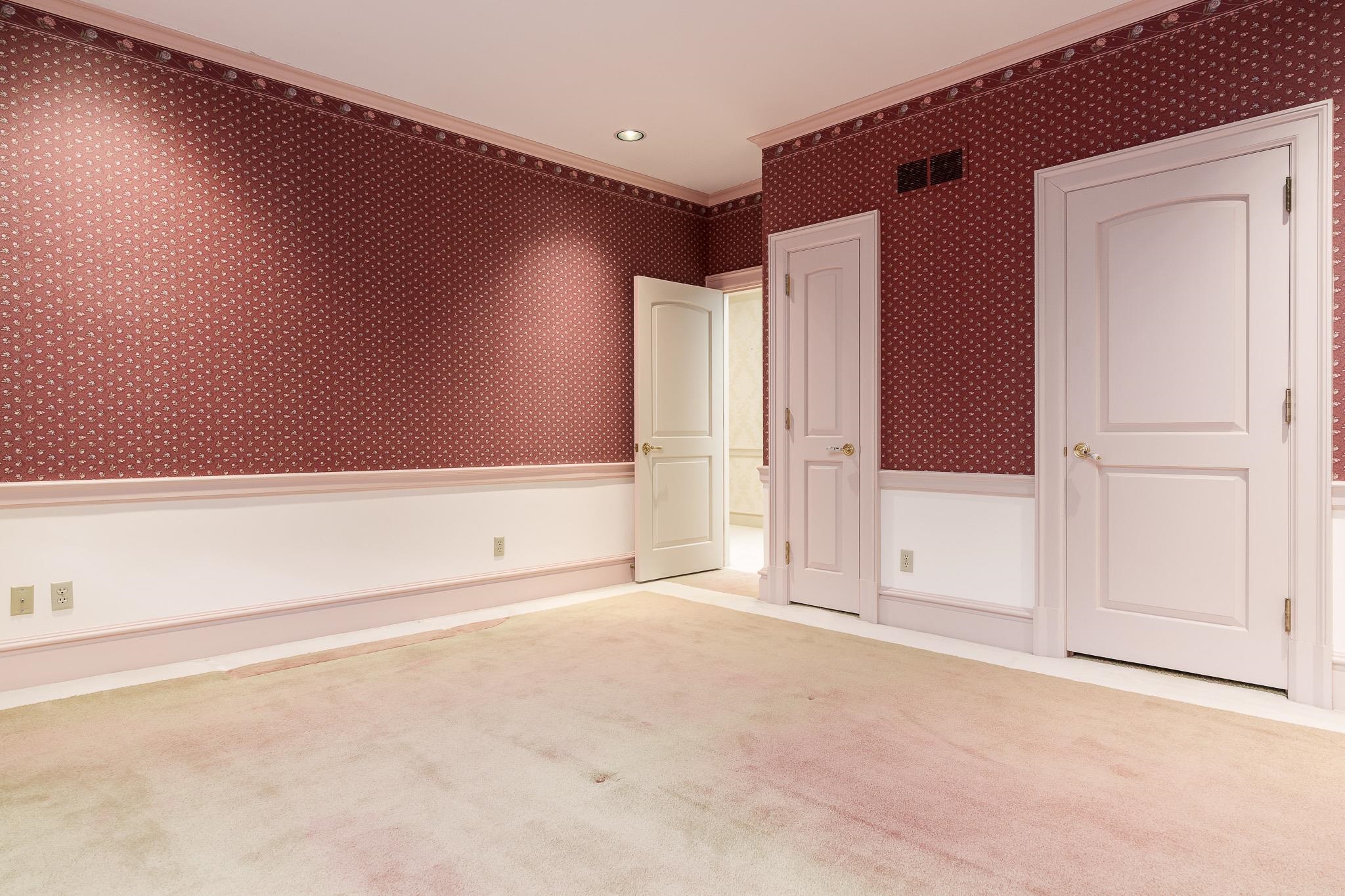 Rockford, Illinois 61107, United States, 4 Bedrooms Bedrooms, ,5 BathroomsBathrooms,Residential,Active,219731