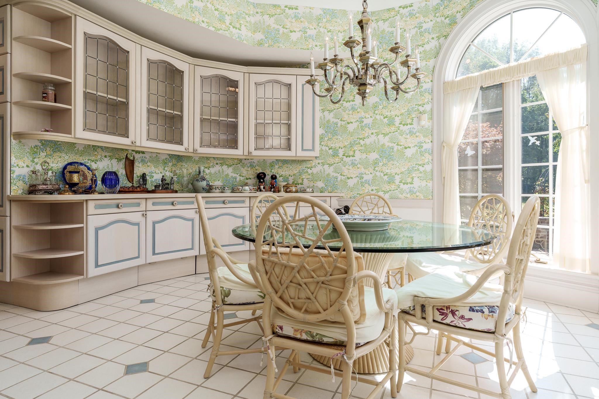 Rockford, Illinois 61107, United States, 4 Bedrooms Bedrooms, ,5 BathroomsBathrooms,Residential,Active,219731