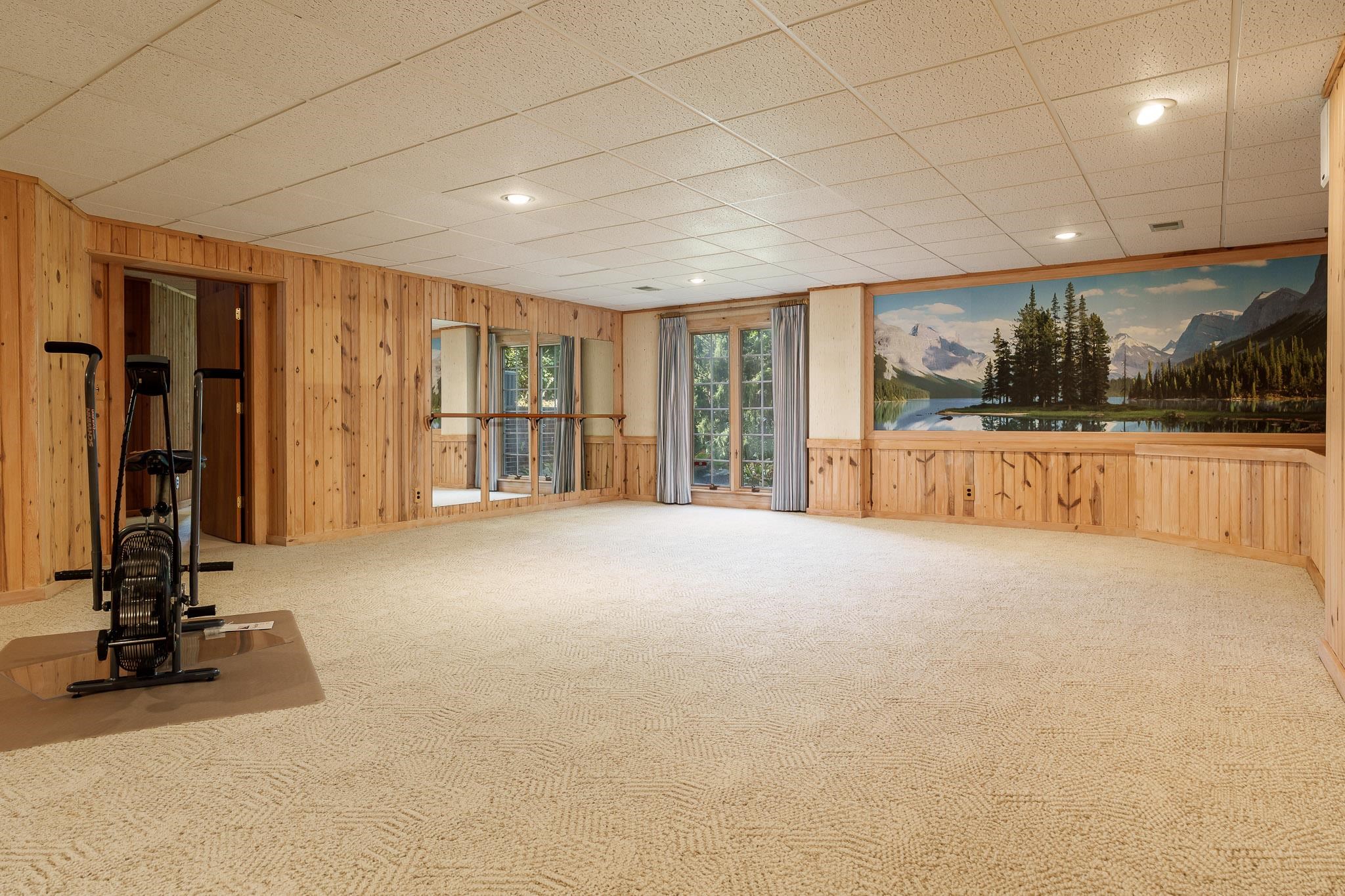 Rockford, Illinois 61107, United States, 4 Bedrooms Bedrooms, ,5 BathroomsBathrooms,Residential,Active,219731