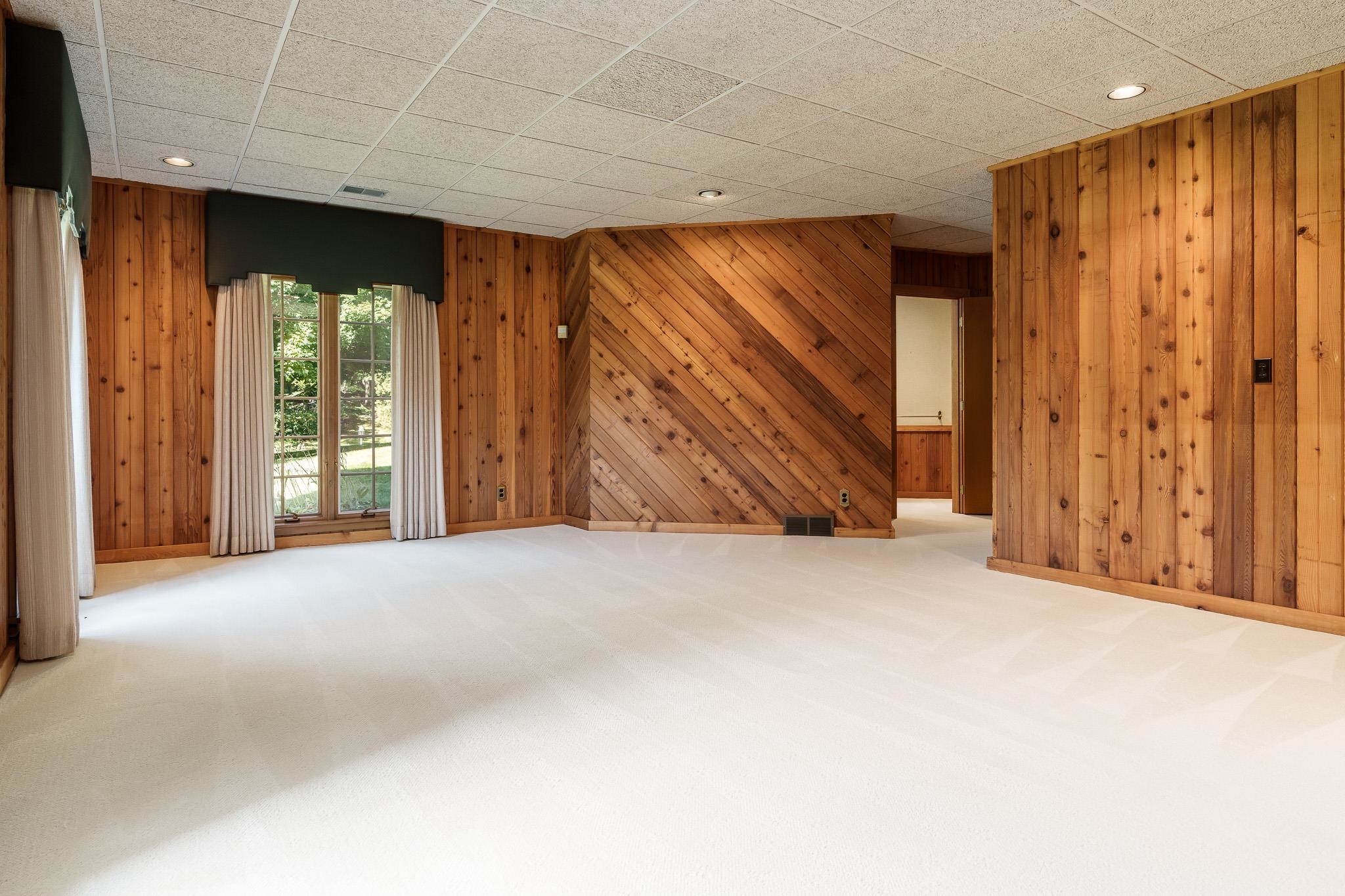 Rockford, Illinois 61107, United States, 4 Bedrooms Bedrooms, ,5 BathroomsBathrooms,Residential,Active,219731