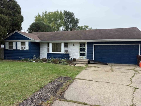 Homes For Sale - 2611 E State Street<br/> ROCKFORD, IL 61108