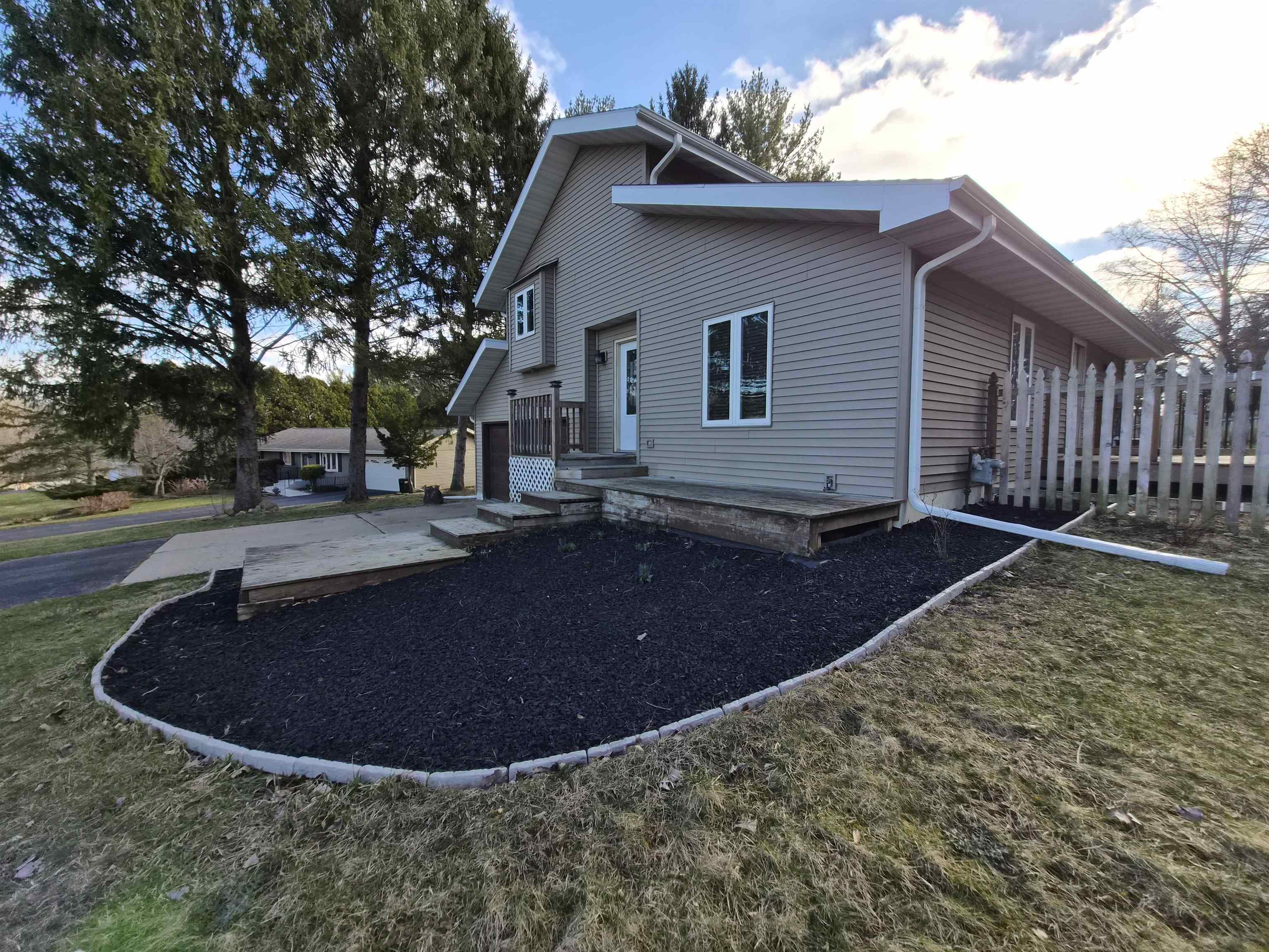 13439 Parkcrest Place - Photo 2