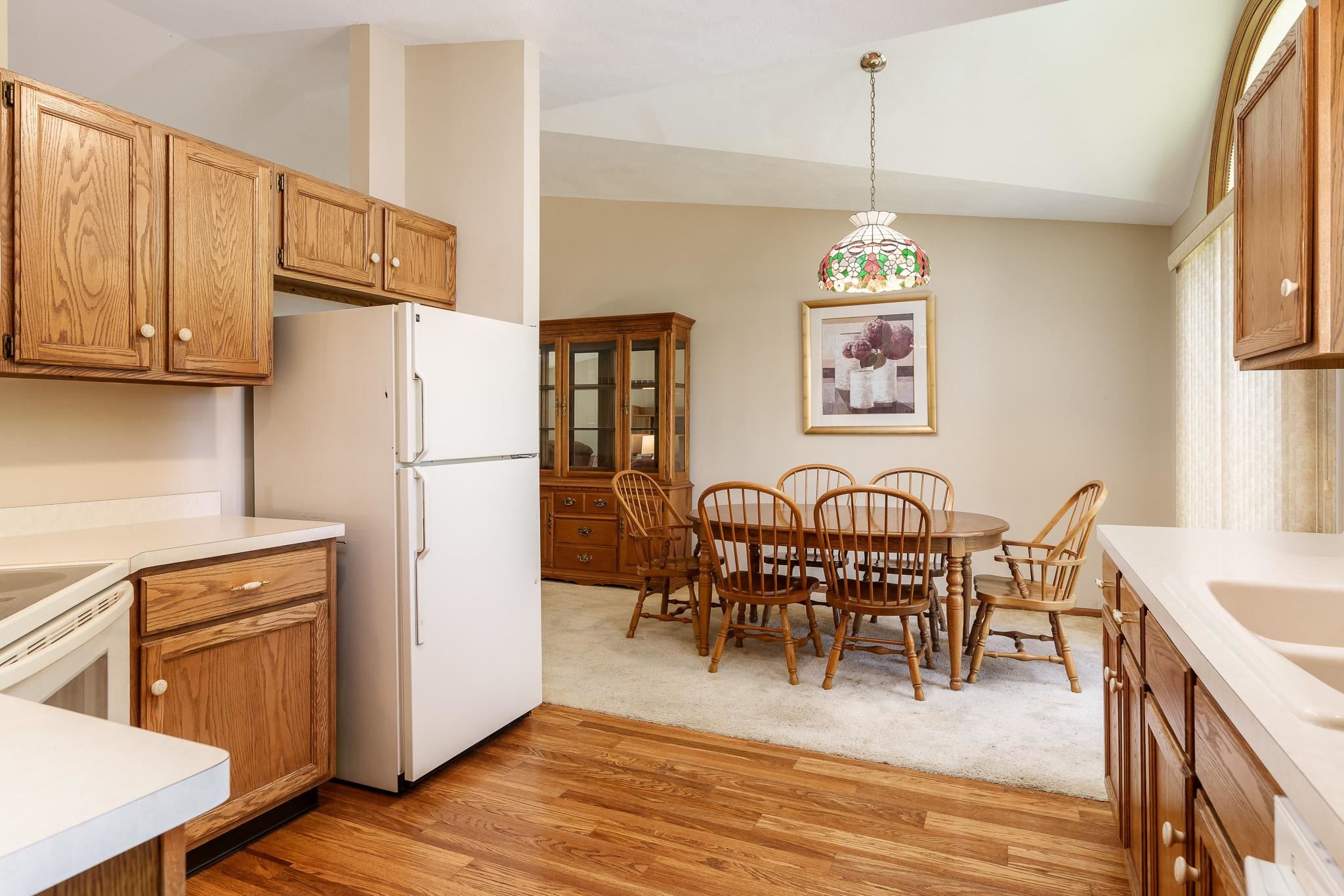 Loves Park, Illinois 61111, United States, 3 Bedrooms Bedrooms, ,3 BathroomsBathrooms,Residential,Pending,197592