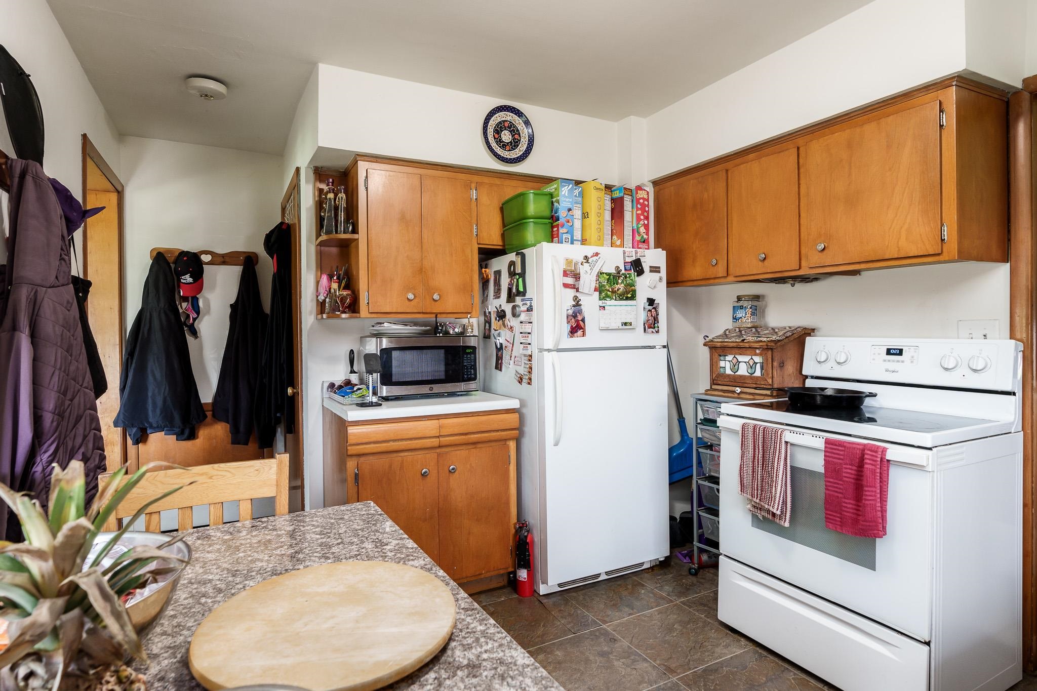 Rockford, Illinois 61107, United States, 2 Bedrooms Bedrooms, ,1 BathroomBathrooms,Residential,Pending,51344