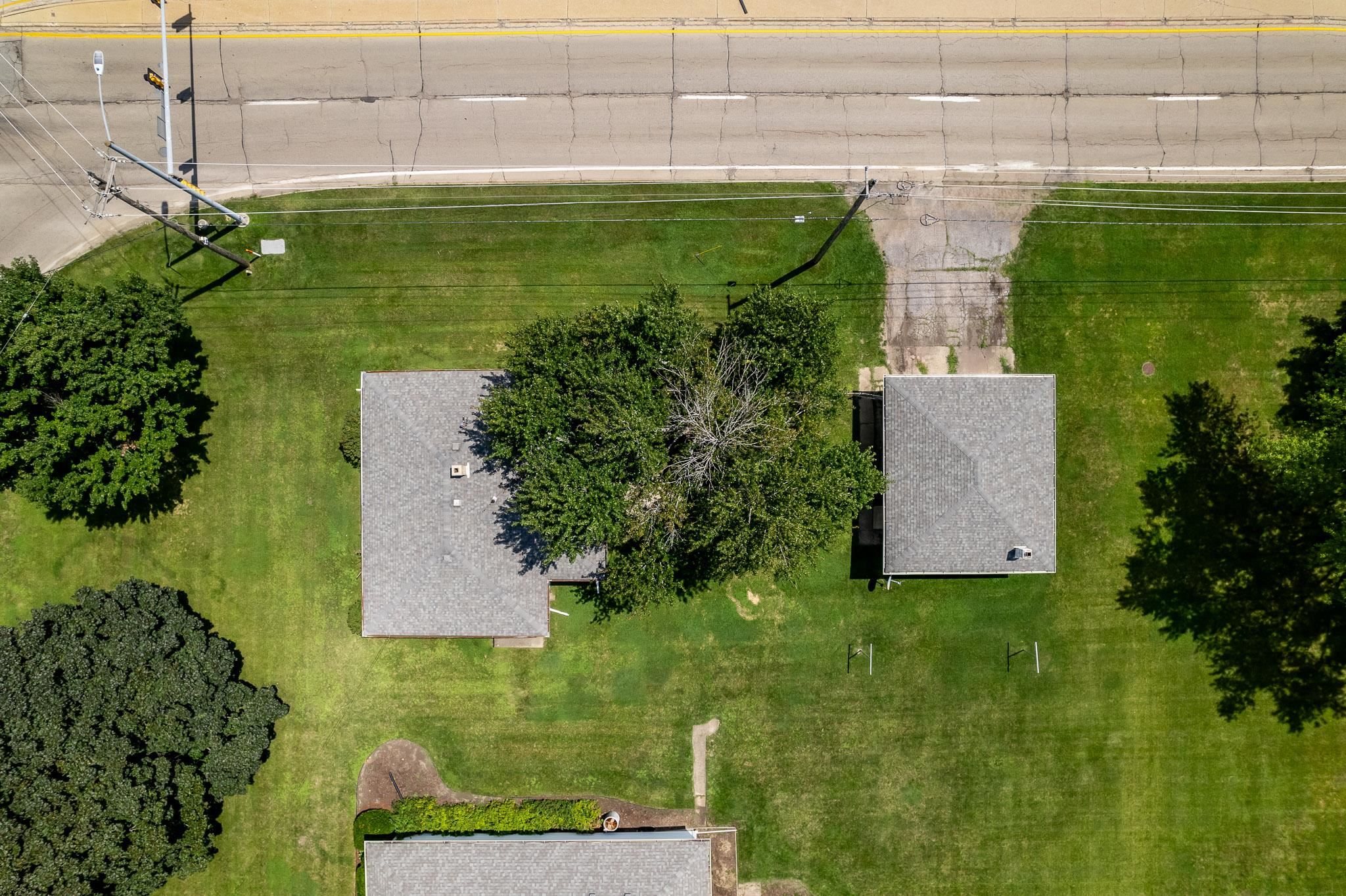 Rockford, Illinois 61107, United States, 2 Bedrooms Bedrooms, ,1 BathroomBathrooms,Residential,Pending,51344