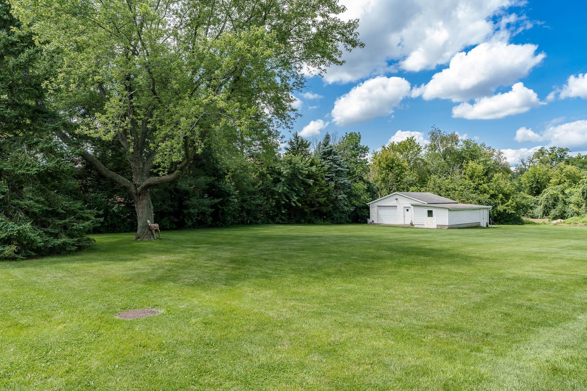 Rockford, Illinois 61107, United States, 2 Bedrooms Bedrooms, ,1 BathroomBathrooms,Residential,Pending,51344