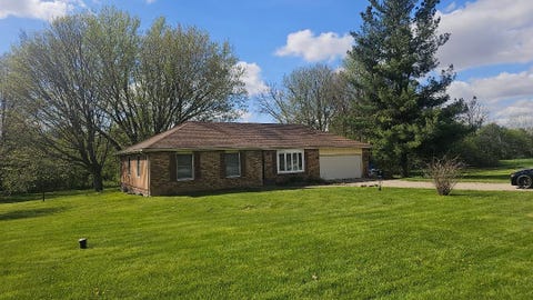Homes For Sale - 217 Delightful Dr<br/> ROCKFORD, IL 61102