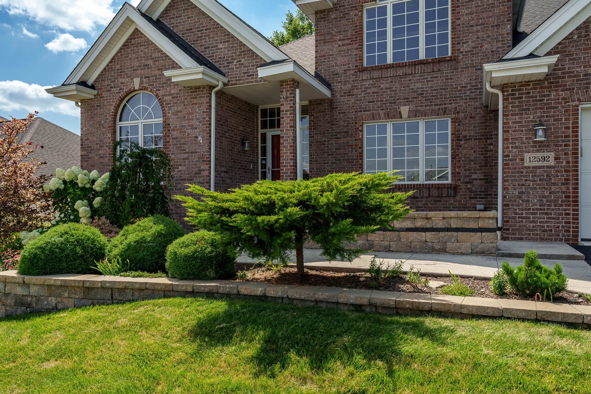 Loves Park, Illinois 61111, United States, 5 Bedrooms Bedrooms, ,4 BathroomsBathrooms,Residential,Active,194208