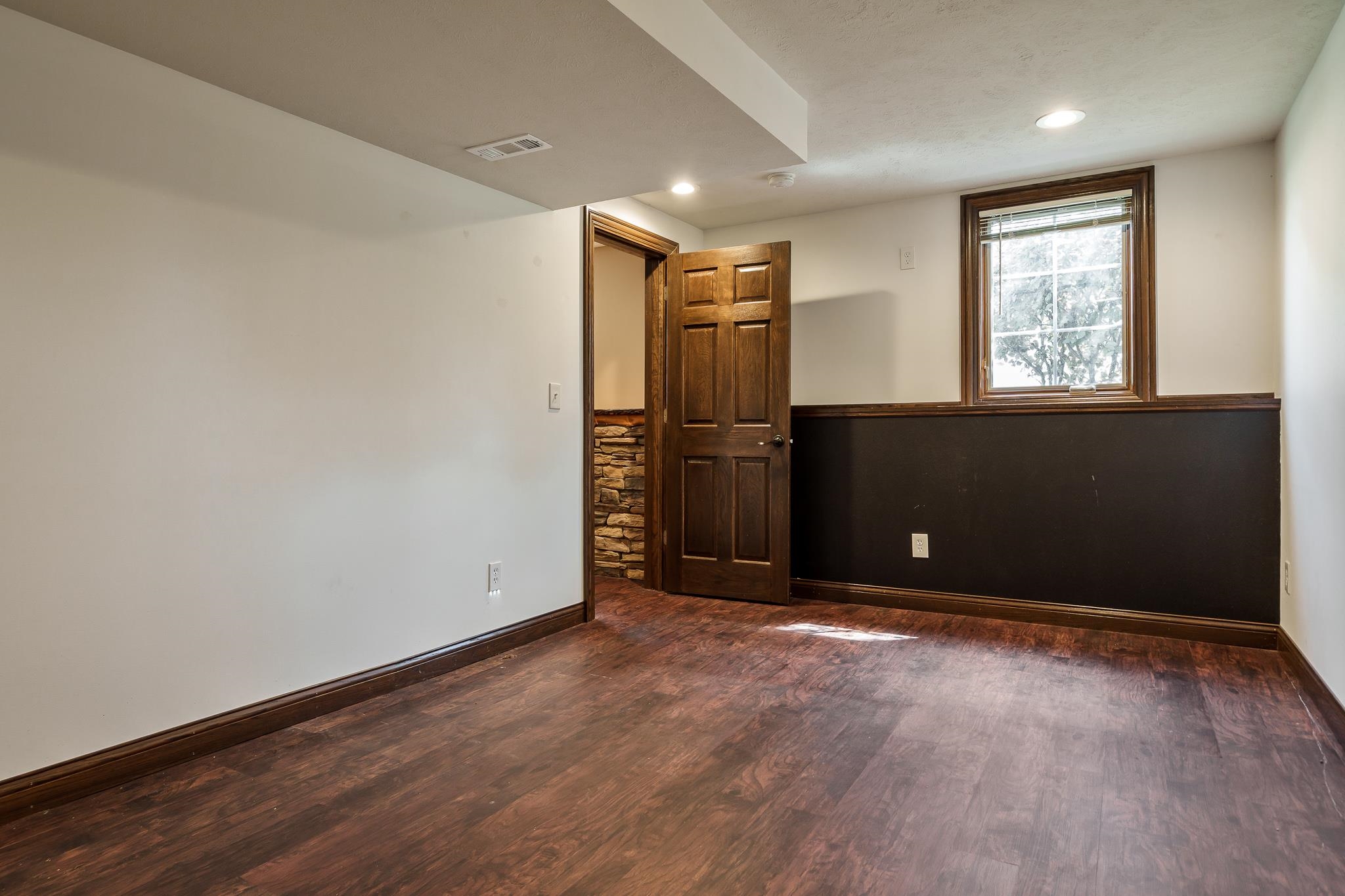 Loves Park, Illinois 61111, United States, 5 Bedrooms Bedrooms, ,4 BathroomsBathrooms,Residential,Active,194208