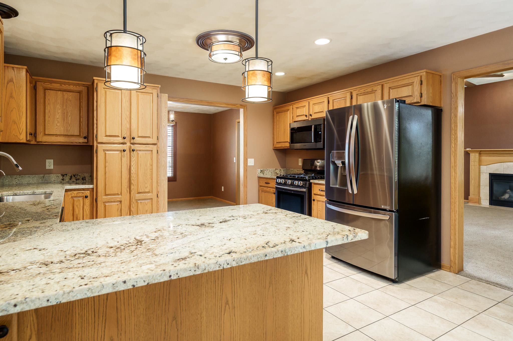 Loves Park, Illinois 61111, United States, 5 Bedrooms Bedrooms, ,4 BathroomsBathrooms,Residential,Active,194208