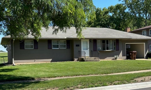 Homes For Sale - 3724 Florida Drive<br/> ROCKFORD, IL 61108