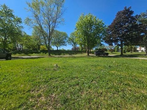 Vacant Land For Sale - 409 Reynolds St<br/> Winnebago County, ROCKFORD, IL 61103