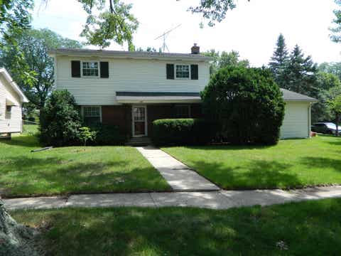 Homes For Sale - 628 Blenheim Drive<br/> ROCKFORD, IL 61108