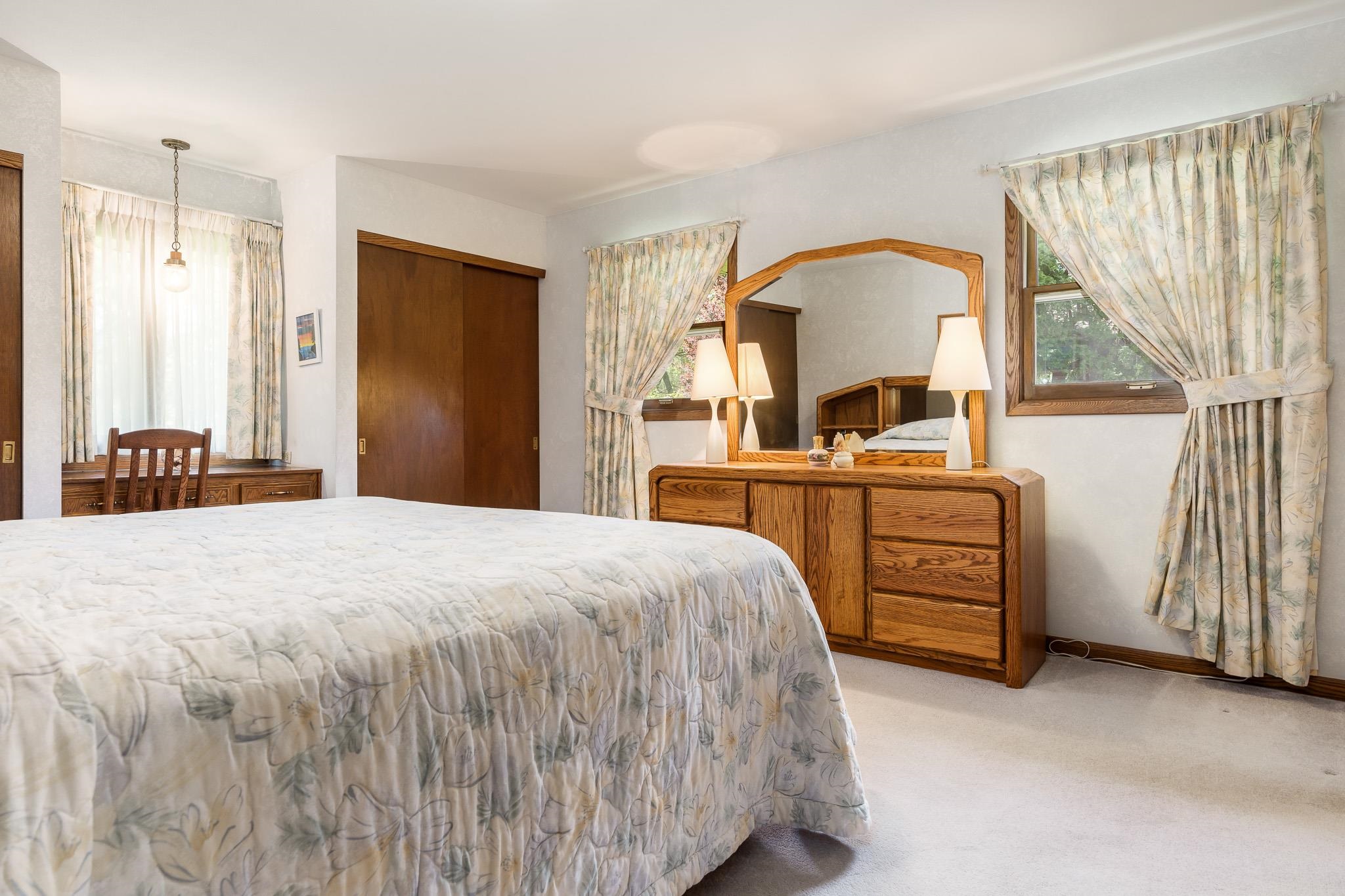 Rockford, Illinois 61114, United States, 3 Bedrooms Bedrooms, ,2 BathroomsBathrooms,Residential,Pending,58899