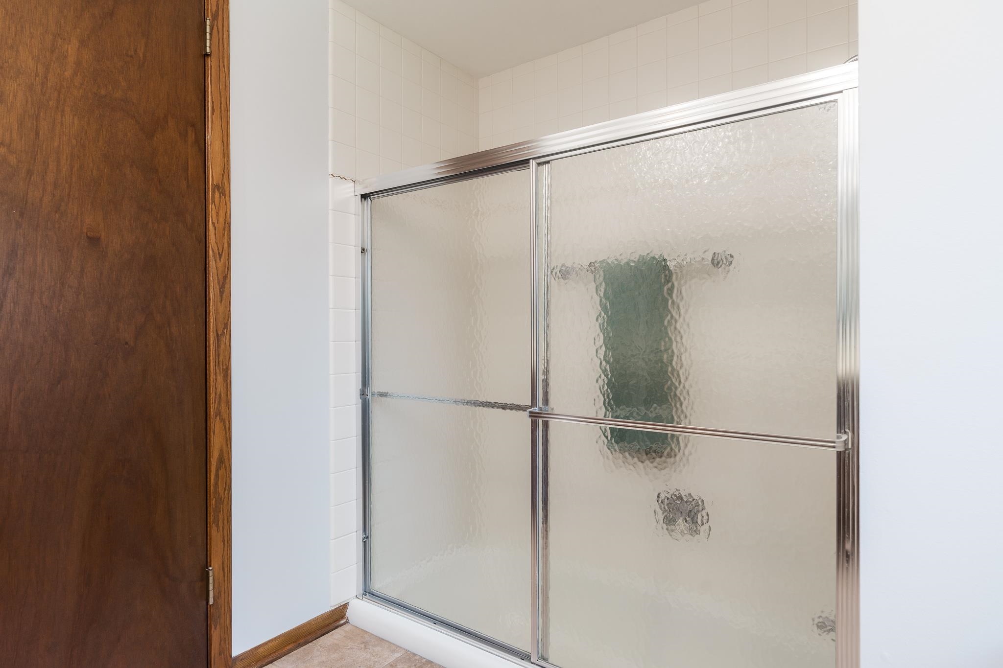 Rockford, Illinois 61114, United States, 3 Bedrooms Bedrooms, ,2 BathroomsBathrooms,Residential,Pending,58899