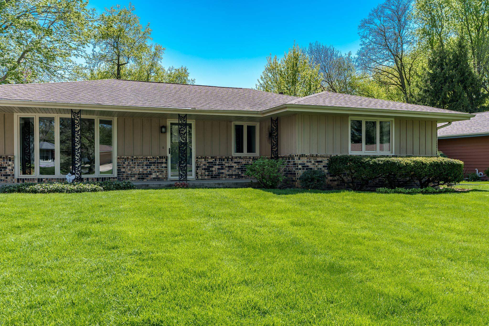 Rockford, Illinois 61114, United States, 3 Bedrooms Bedrooms, ,2 BathroomsBathrooms,Residential,Pending,58899