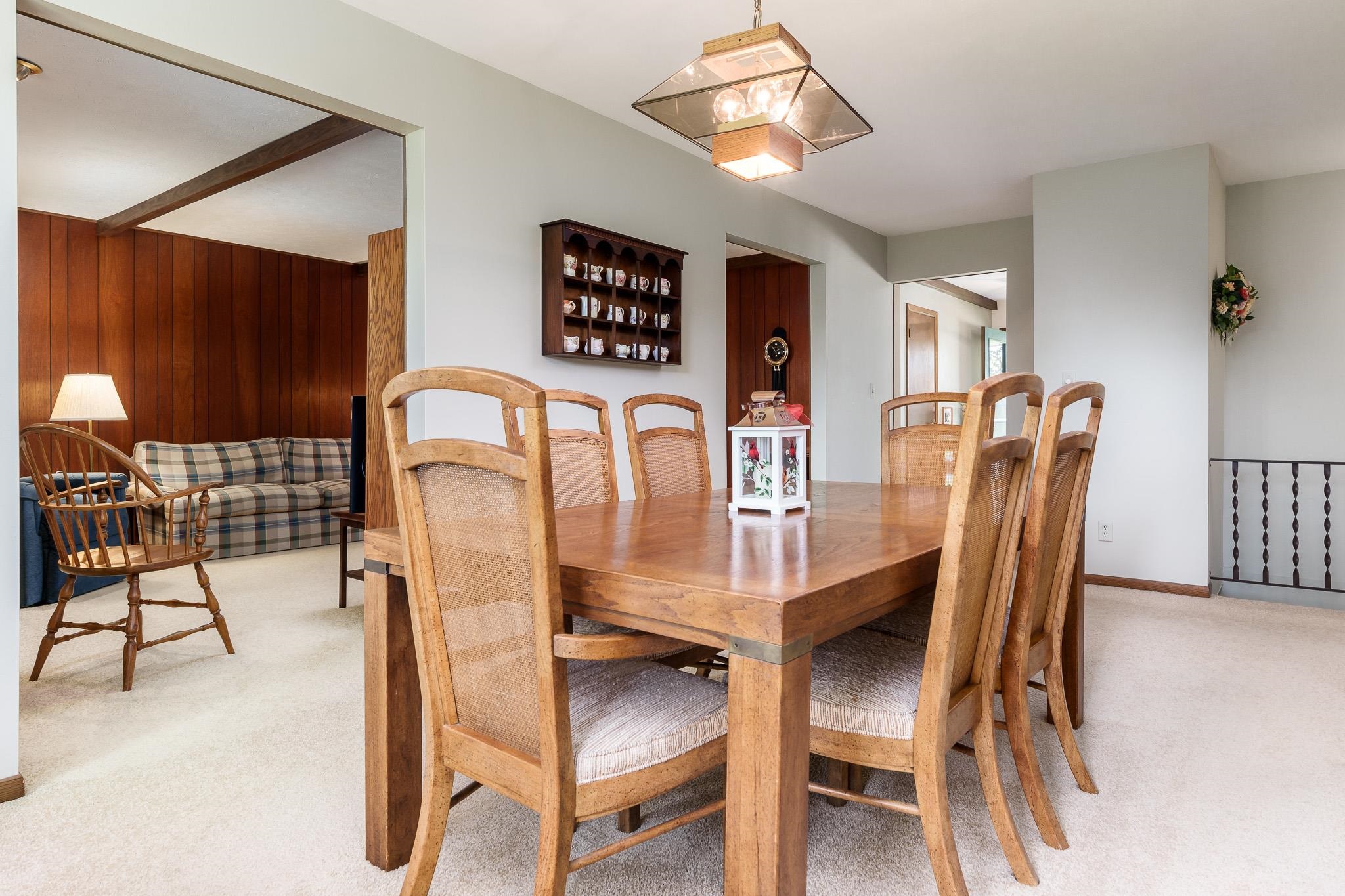 Rockford, Illinois 61114, United States, 3 Bedrooms Bedrooms, ,2 BathroomsBathrooms,Residential,Pending,58899